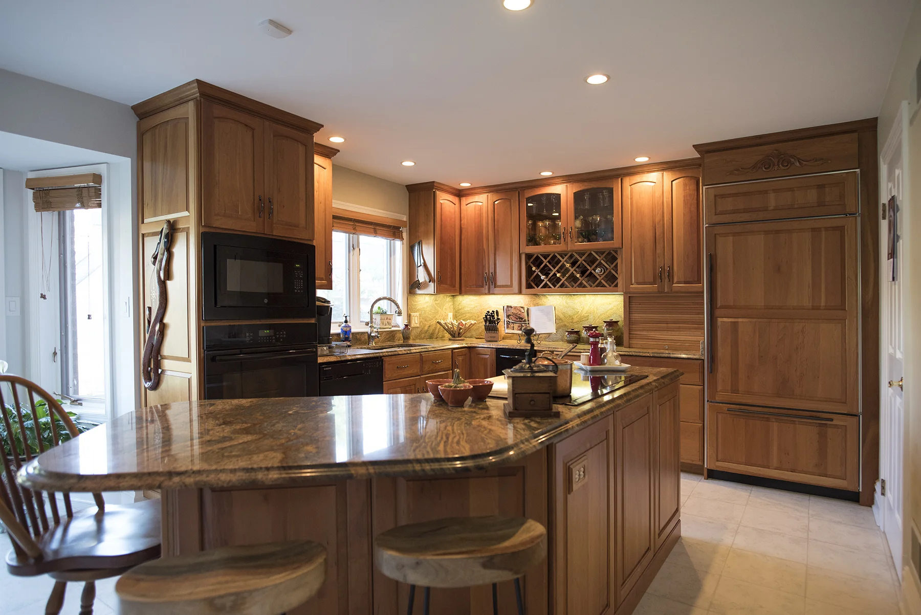 Kitchen Island.jpg