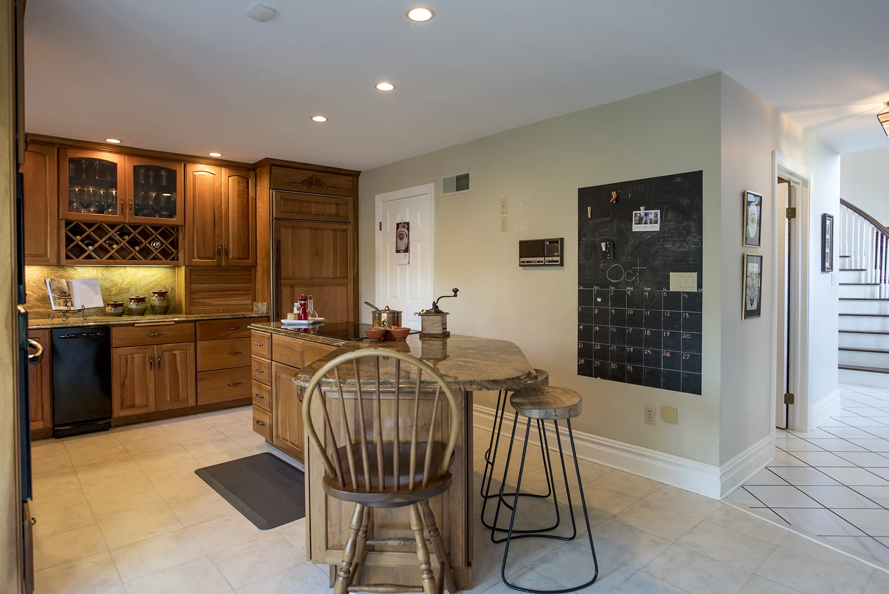 Kitchen wide.jpg
