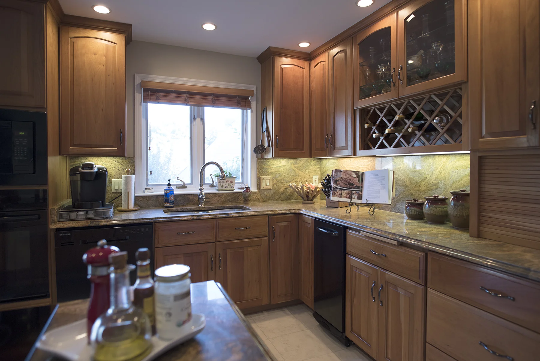 Kitchen2.jpg