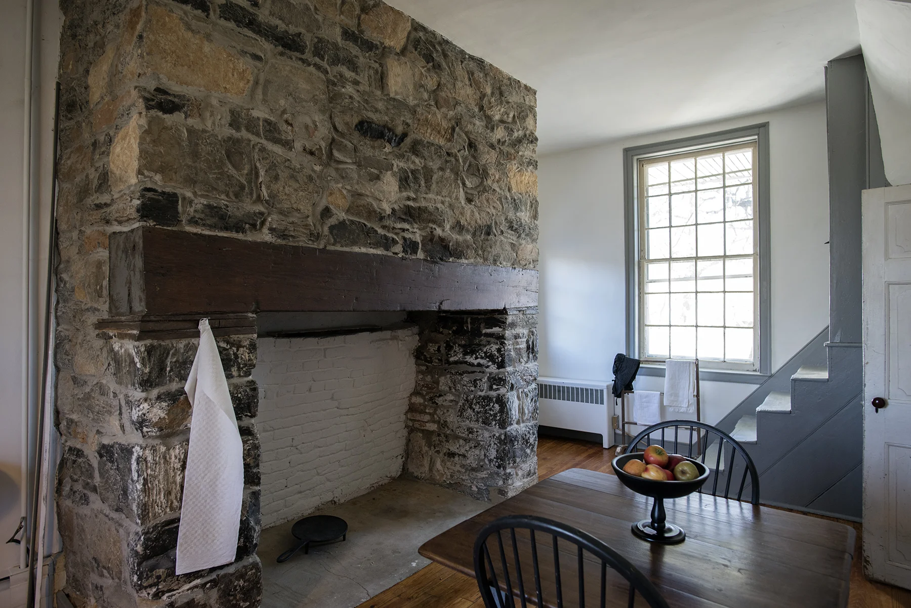 Large Fireplace2.jpg