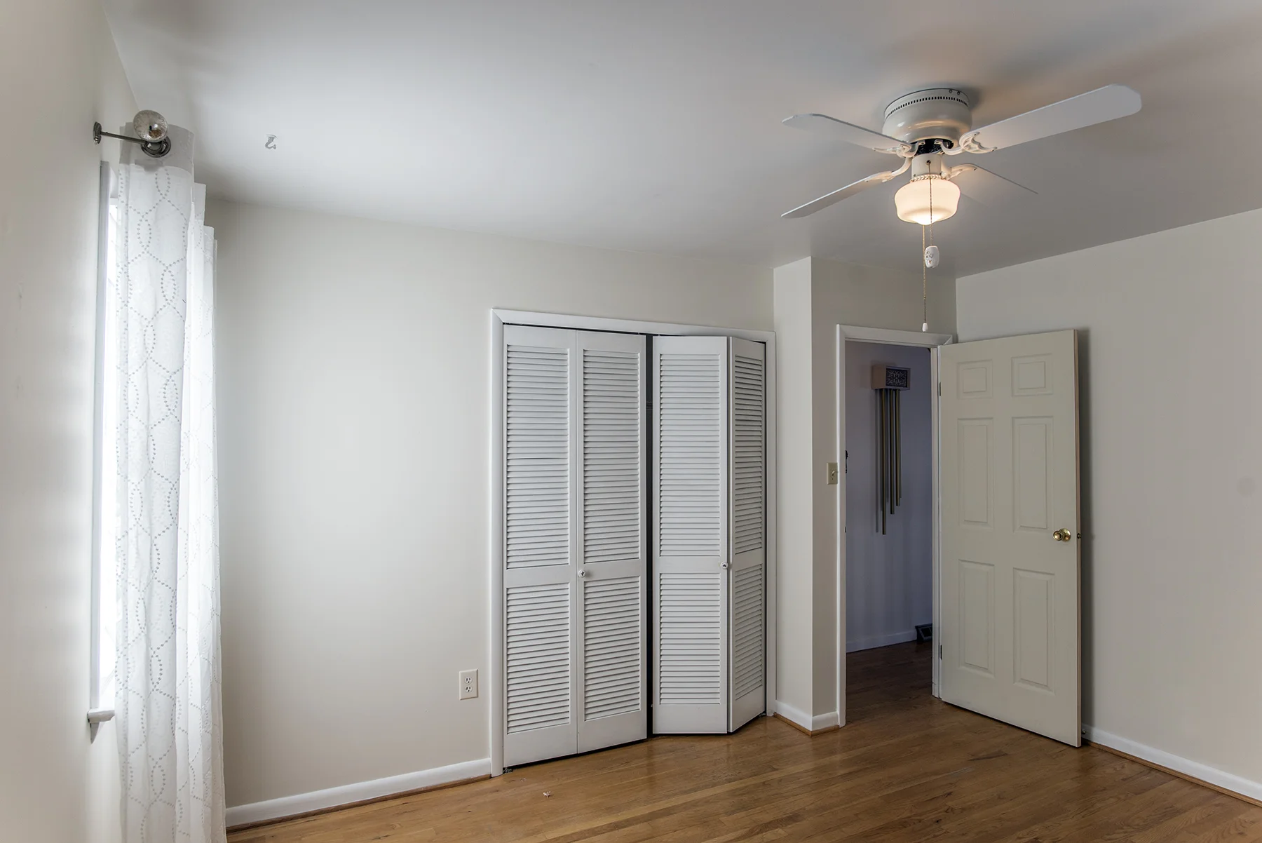 Bedroom2 Second View.jpg