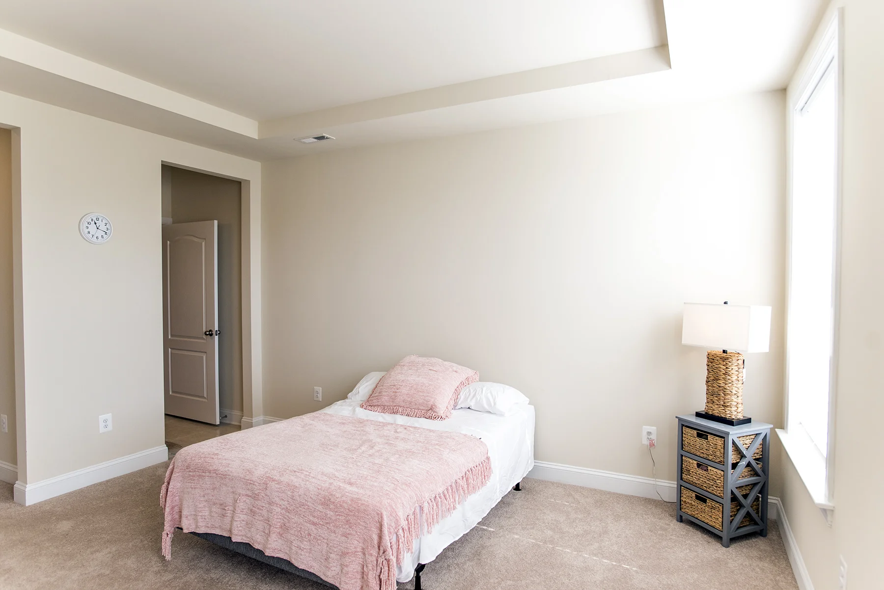 Master Bedroom2.jpg