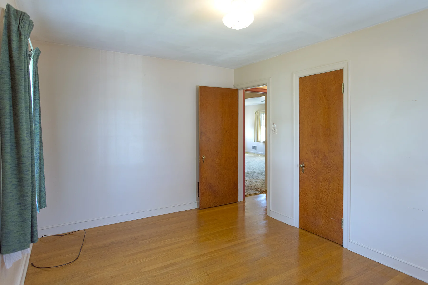 Bedroom1.jpg