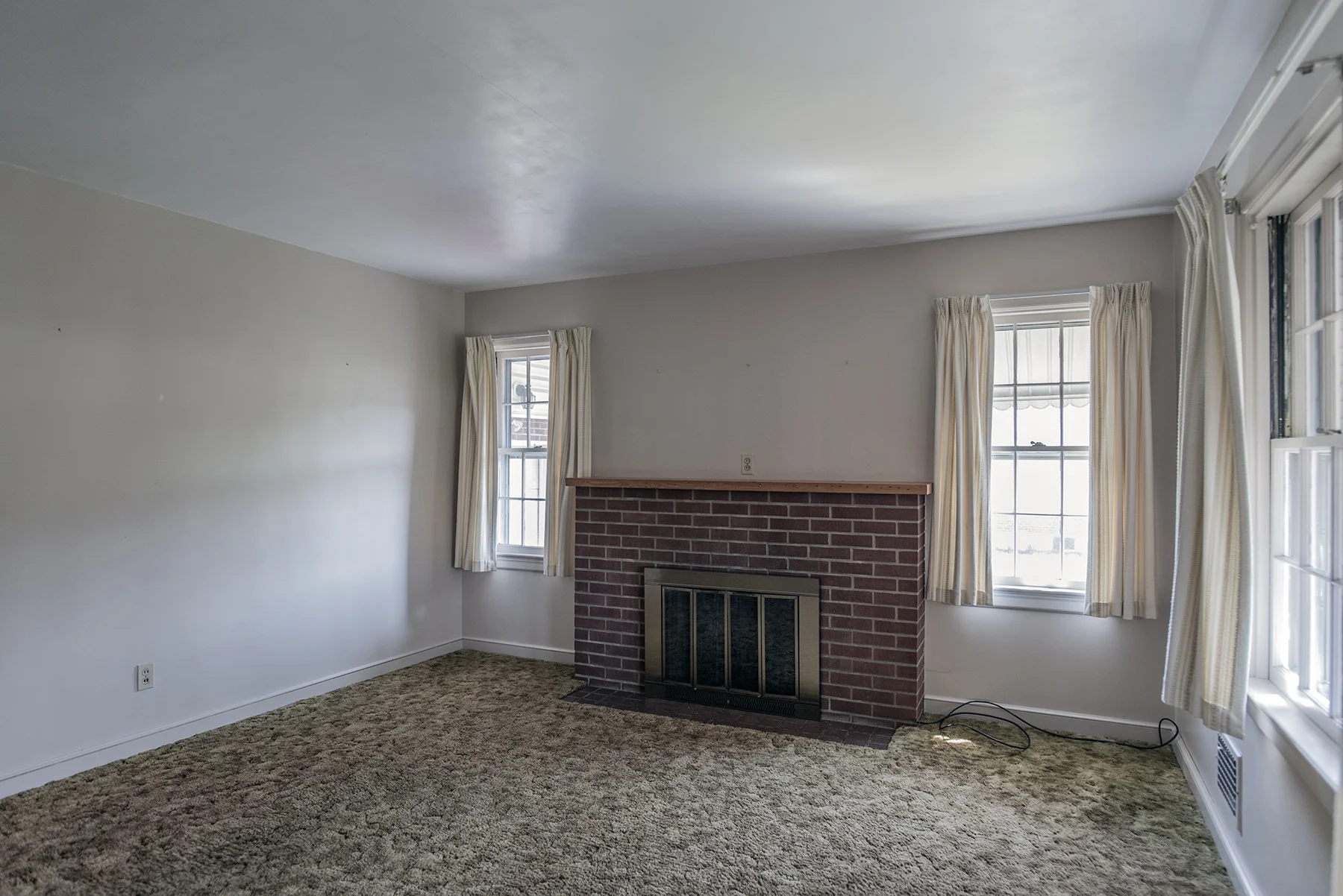 Fireplace.jpg