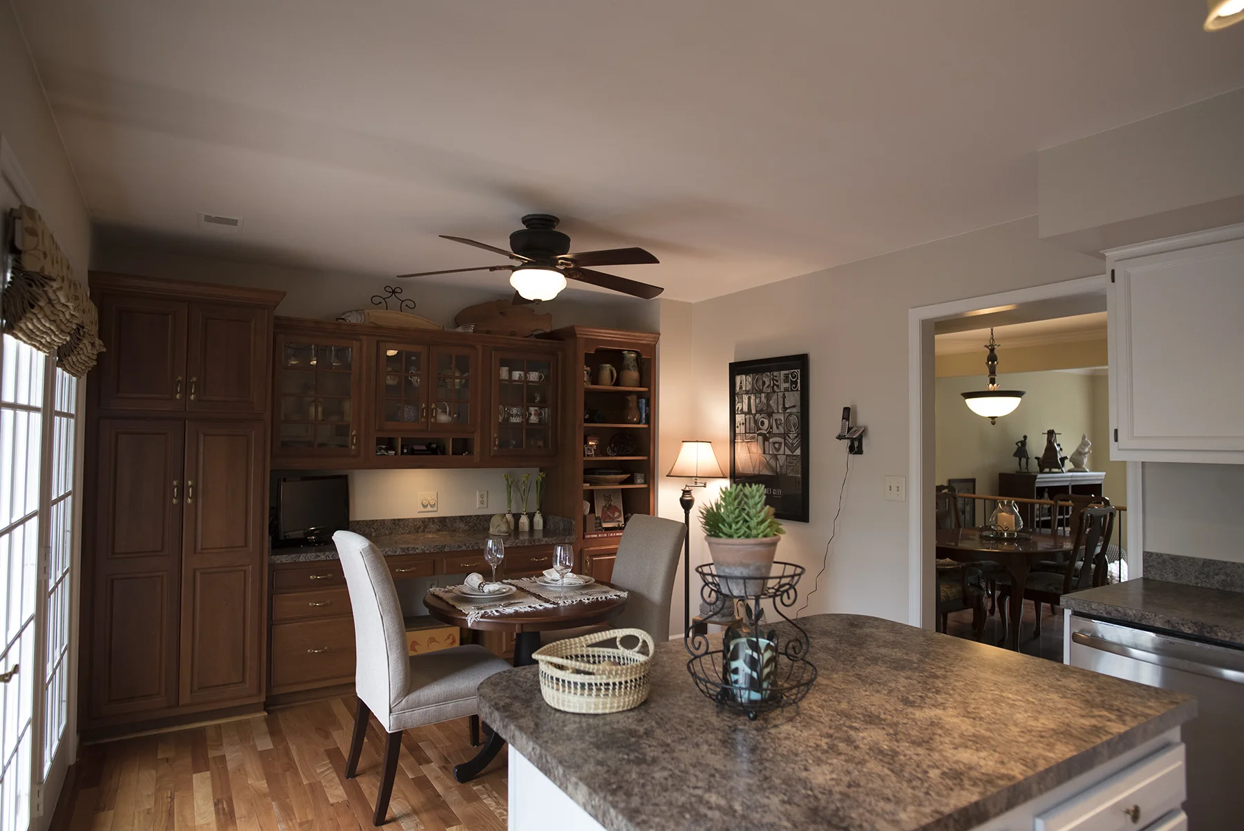 Kitchen Island.jpg