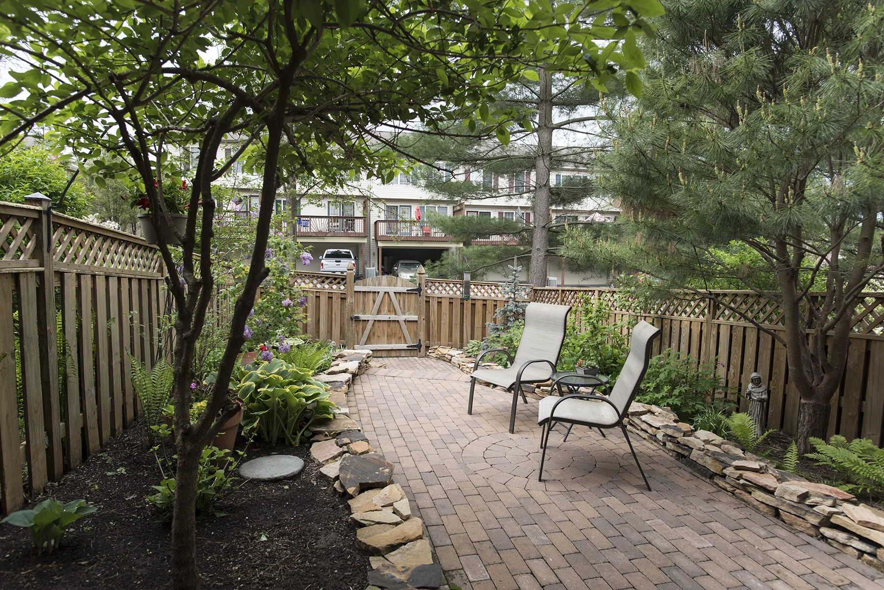 Patio3.jpg