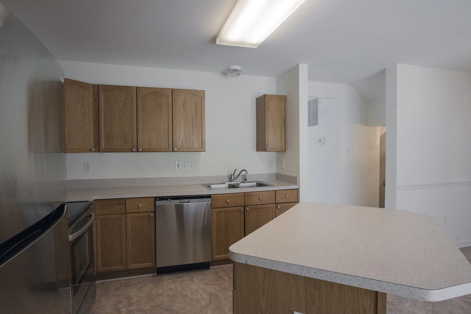 Kitchen3.jpg