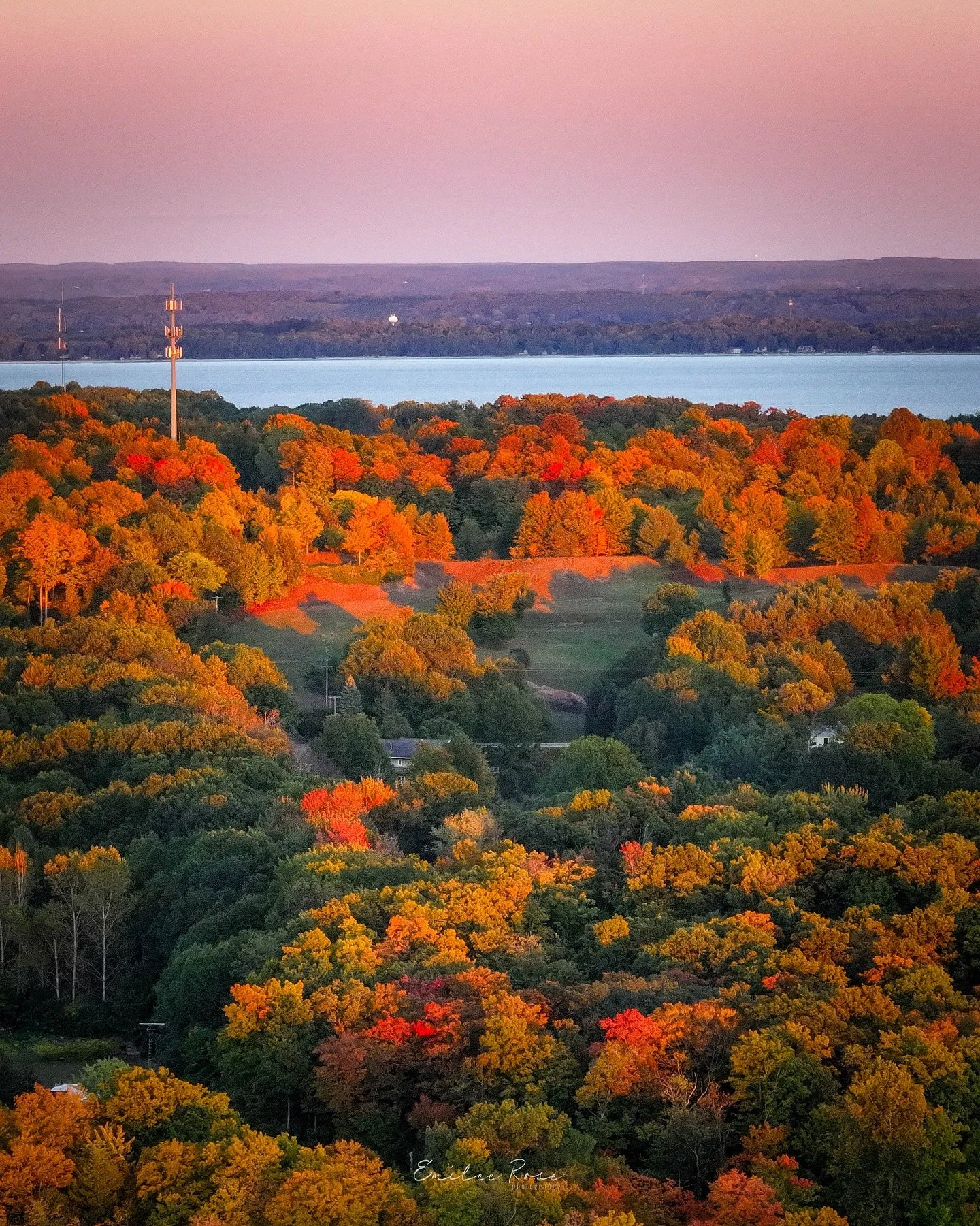 Golden Orange 🧡 

The deeper the sunset got, the more vibrant the tree color 🍂 Taken along the Old Mission Peninsula, Michigan📍

Follow ➡️ @emileerosephoto for more 📸

Visit www.emileerose.com or the link in my bio to see other work 🙂 website is