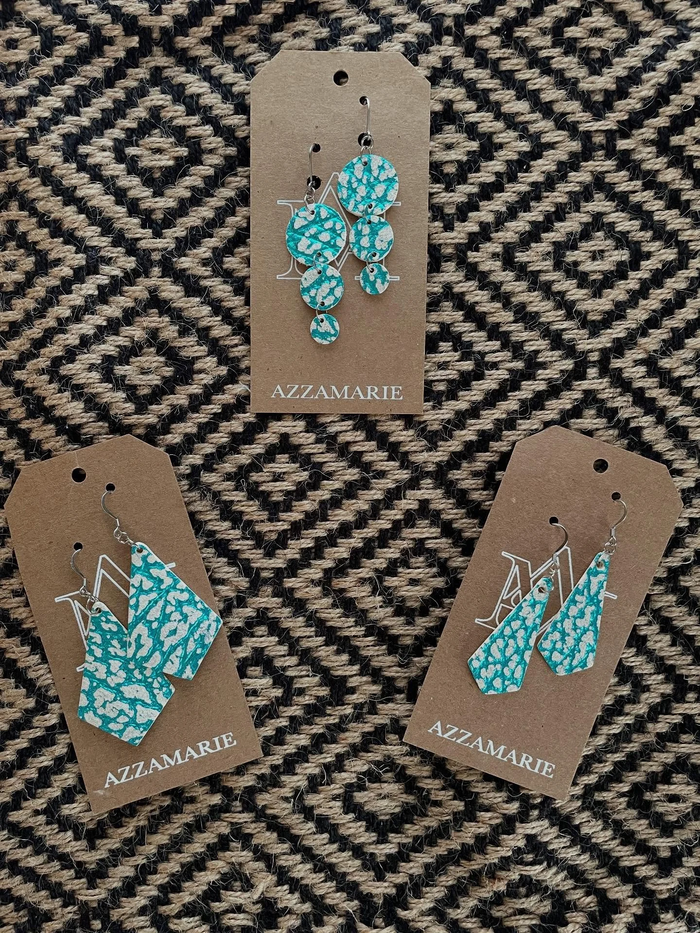 #Grateful to be able to Make Things!
Turquoise Foil Elephant Print EARRINGS
www.azzamarie.com 

#handmade #leather #leatherjewelry #reclaimedleather #upcycledleather #smallartist #smallbatch #smallbusinesssupportingsmallbusiness