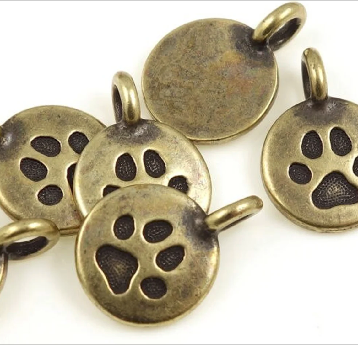 Charm Paw Print.png