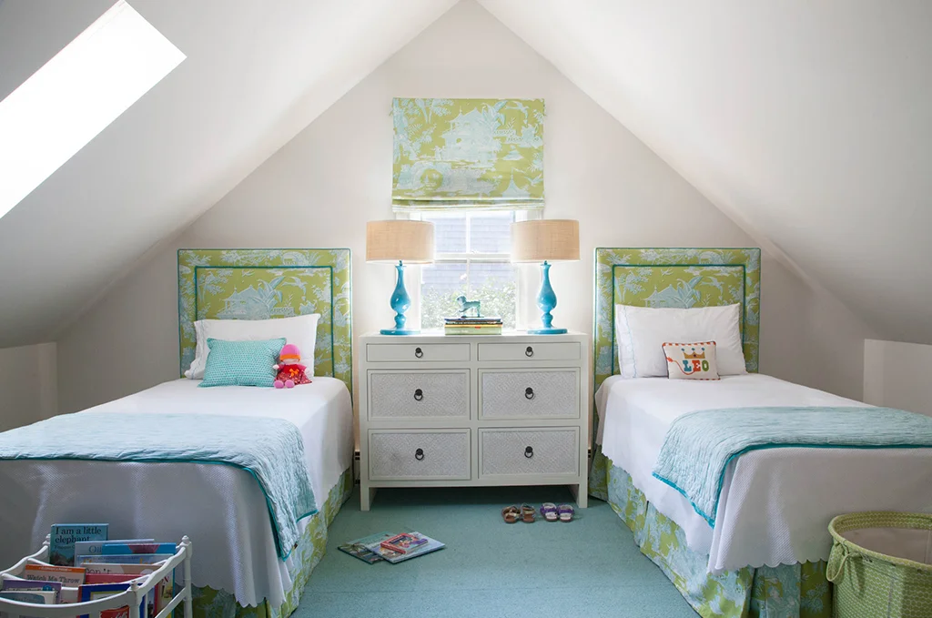 Sarah_0012_Bedroom-13.jpg