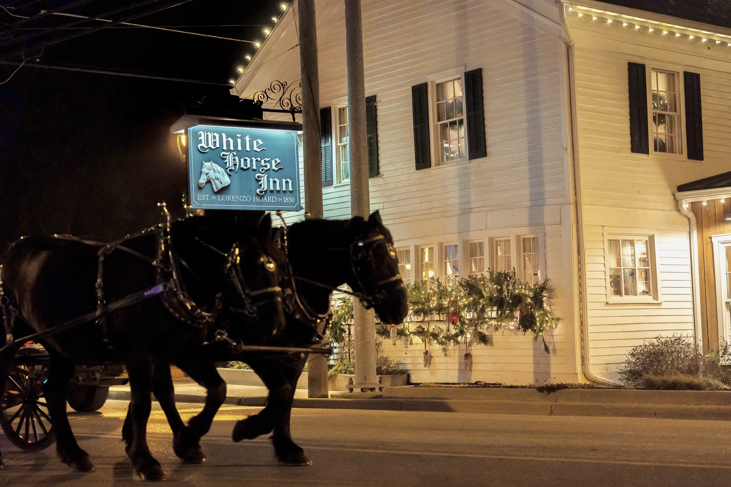Free Holiday Carriage Rides Return to Metamora This December