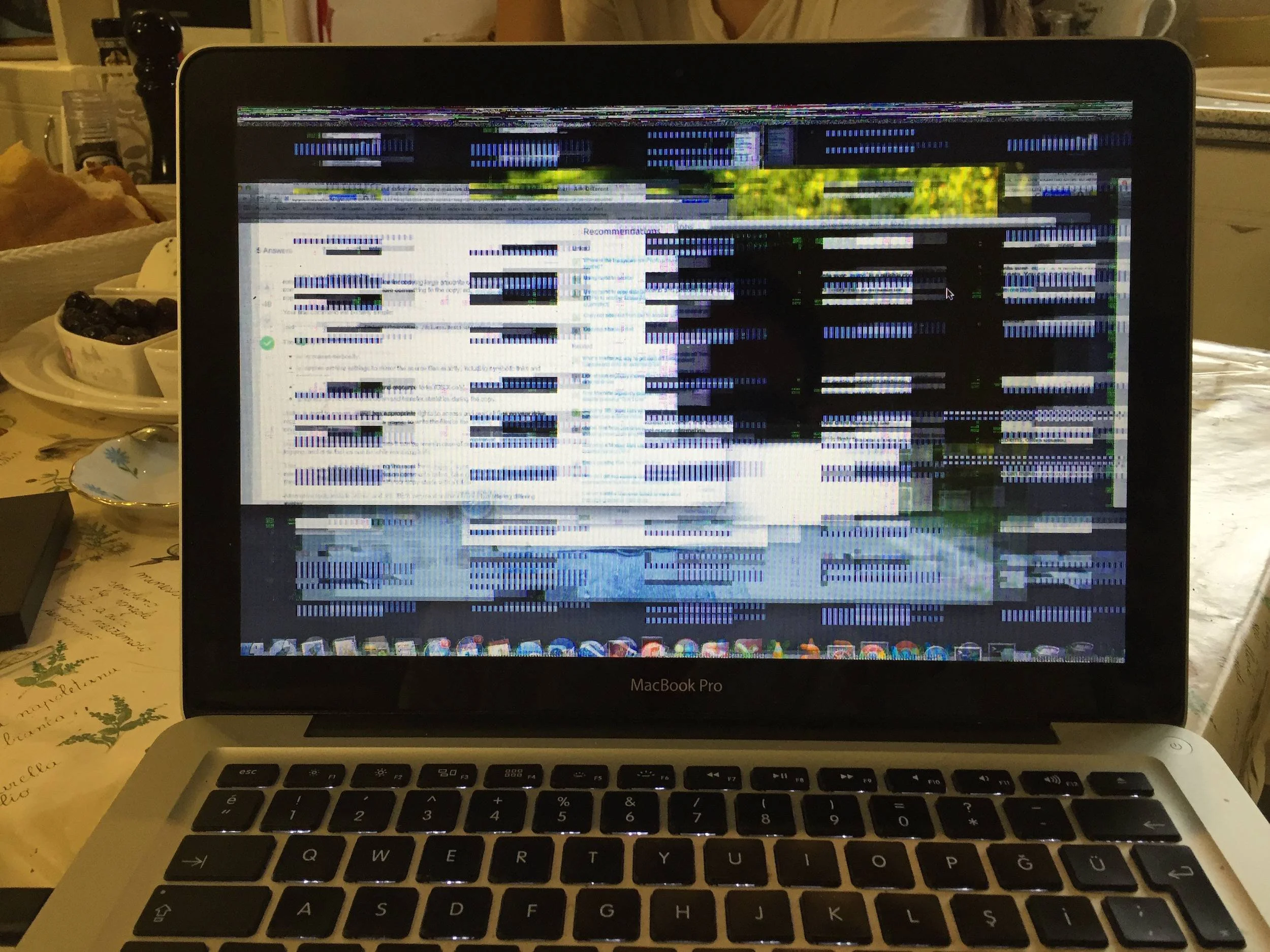 broken macbook.jpg