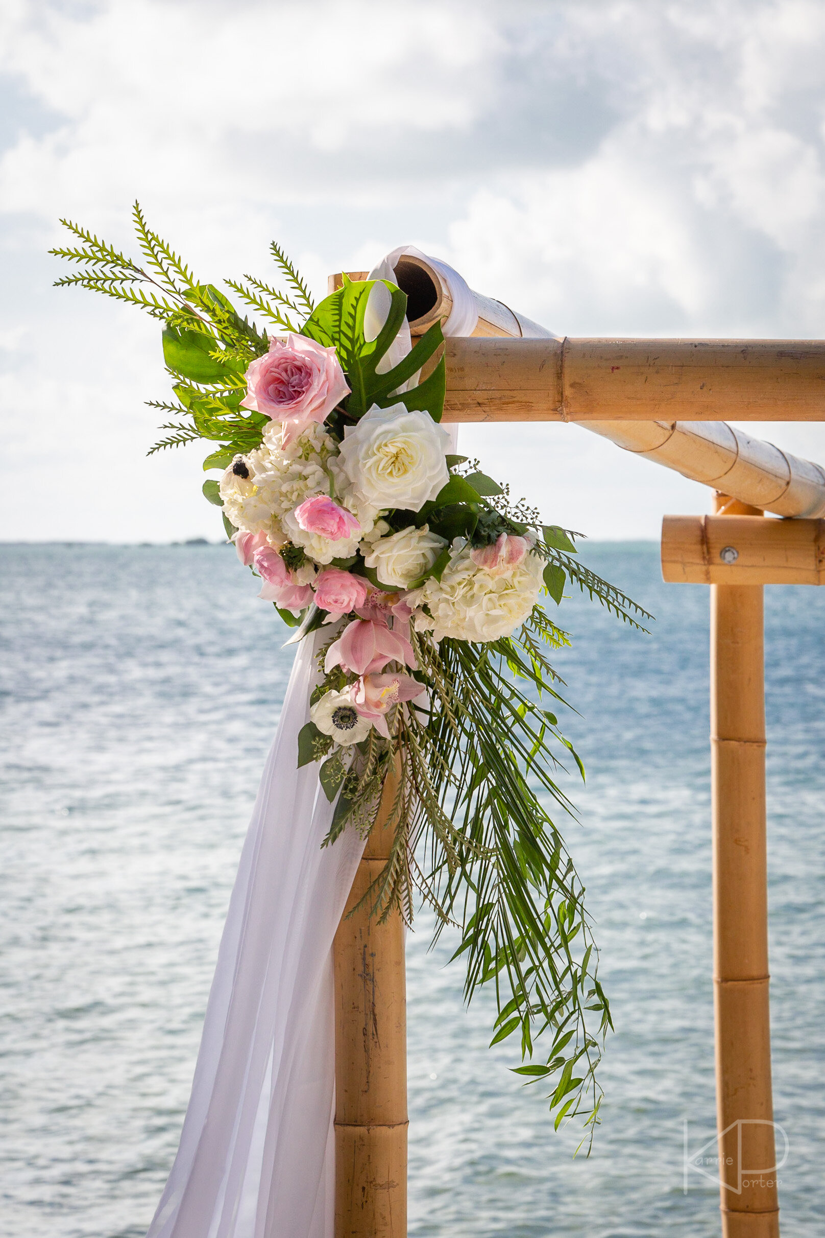  Key Largo wedding at Playa Largo resort photographed by Karrie Porter 