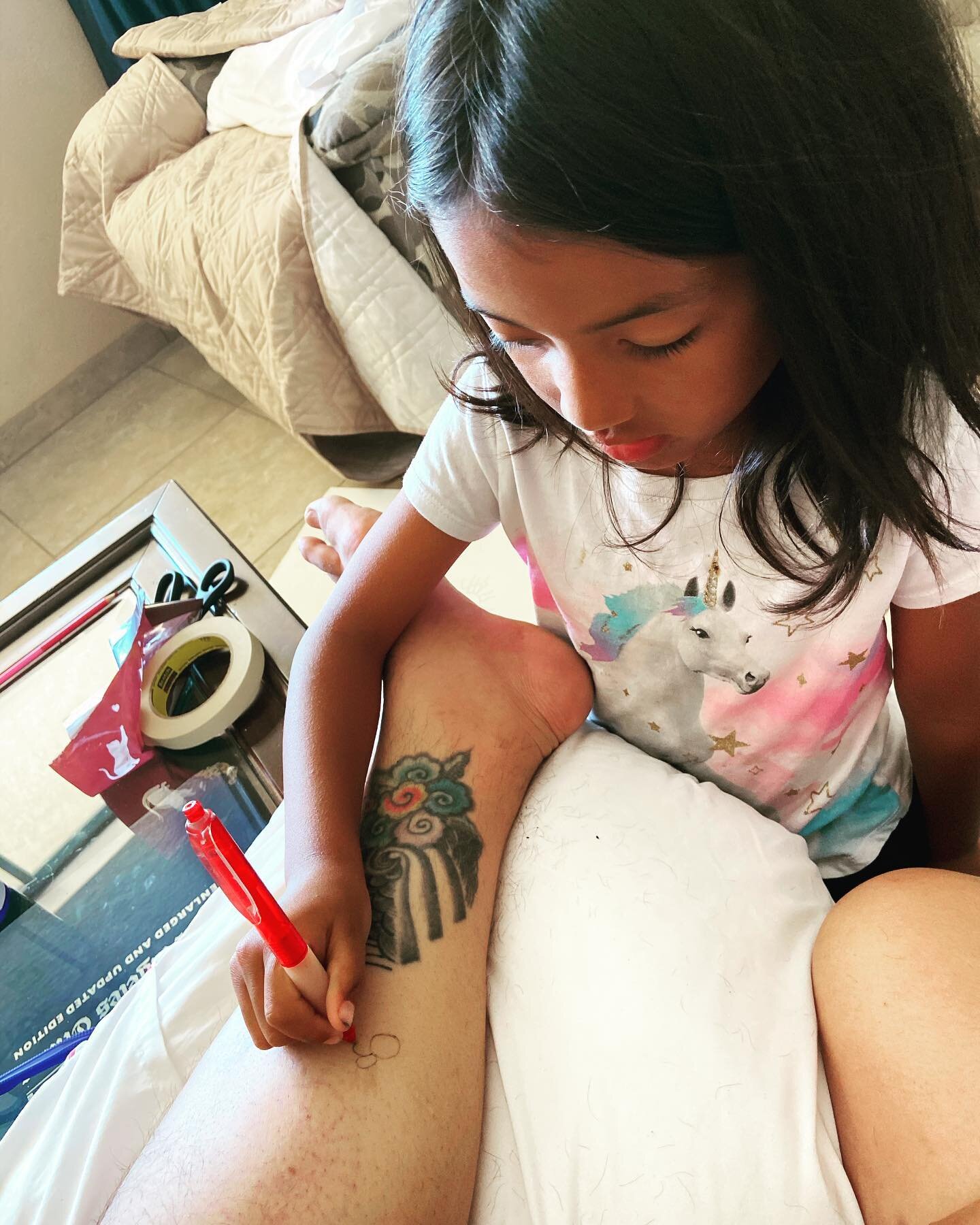 This year I got the best  father&rsquo;s  day gift. My beautiful daughters 6 years old and 7 . free handed their first tattoo on me. it&rsquo;s amazing to see that they didn&rsquo;t get nervous and did a great job too. 

#firstyoungestibetantattooart