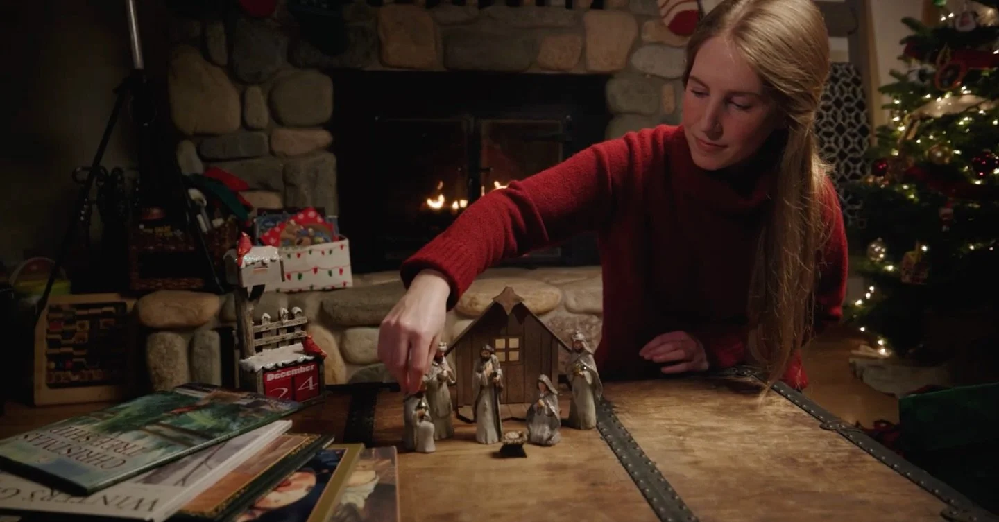 Merry Christmas, dear hearts! 🤍

Guess what! There&rsquo;s a brand new Music Video out TODAY! Surprise! Let me know if you see it out there in the wild... 
(Link where the links live! 🔗)