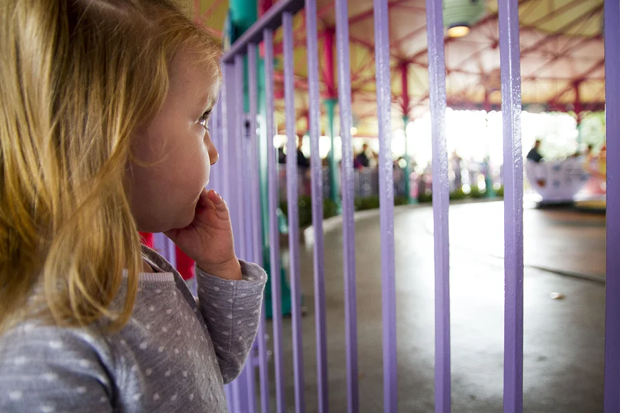 disney world vacation photographer / lifestyle family photographer / magic kingdom