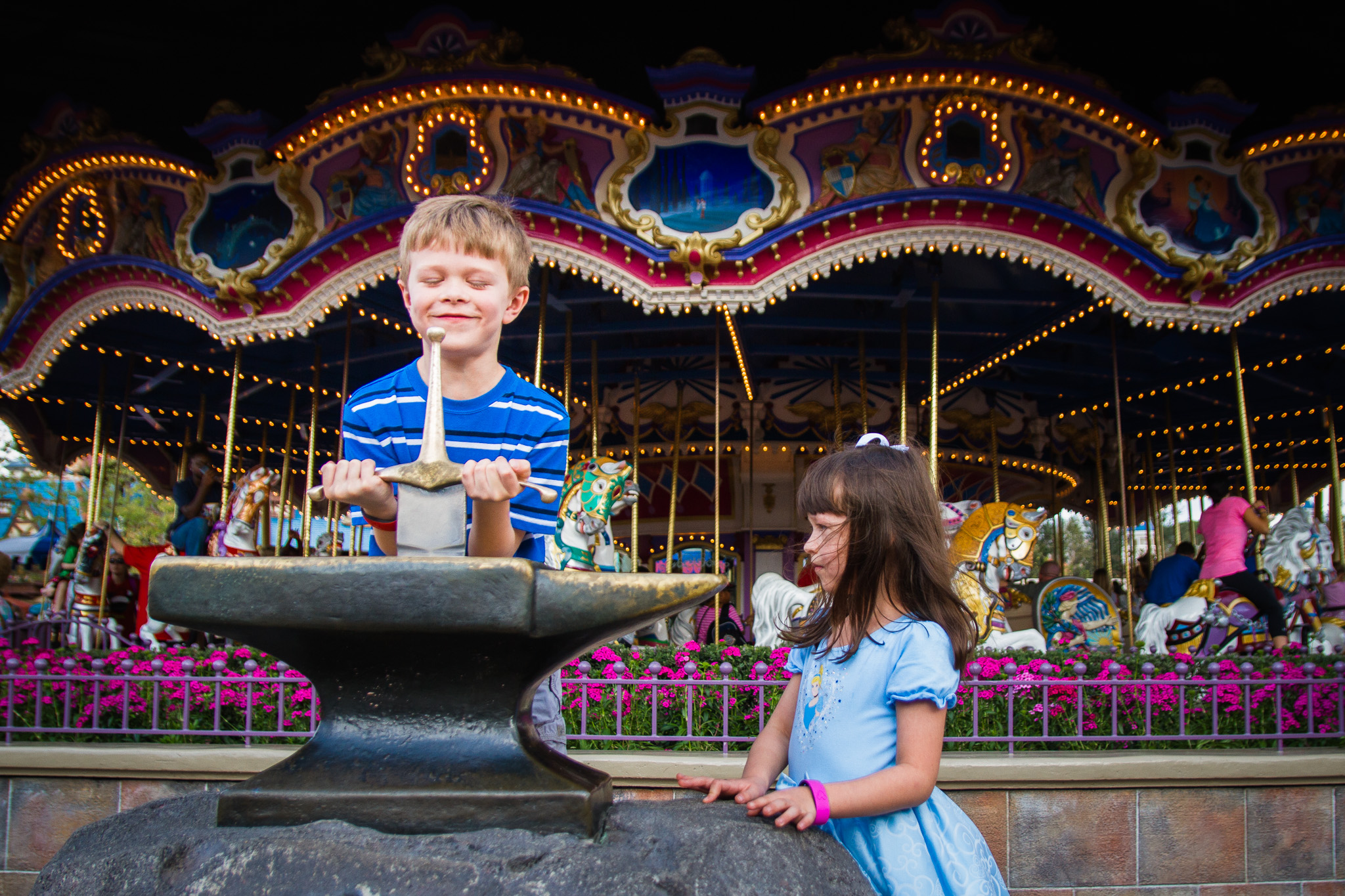 magic kingdom photographer / disney vacation photographer / prince charming's regal carousel