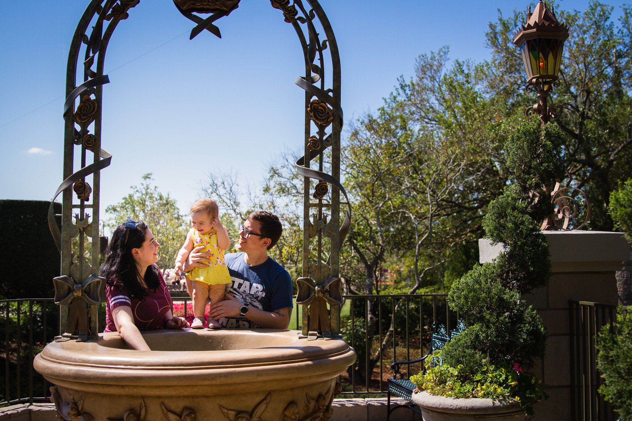 magic kingdom photography session / disney family photographer