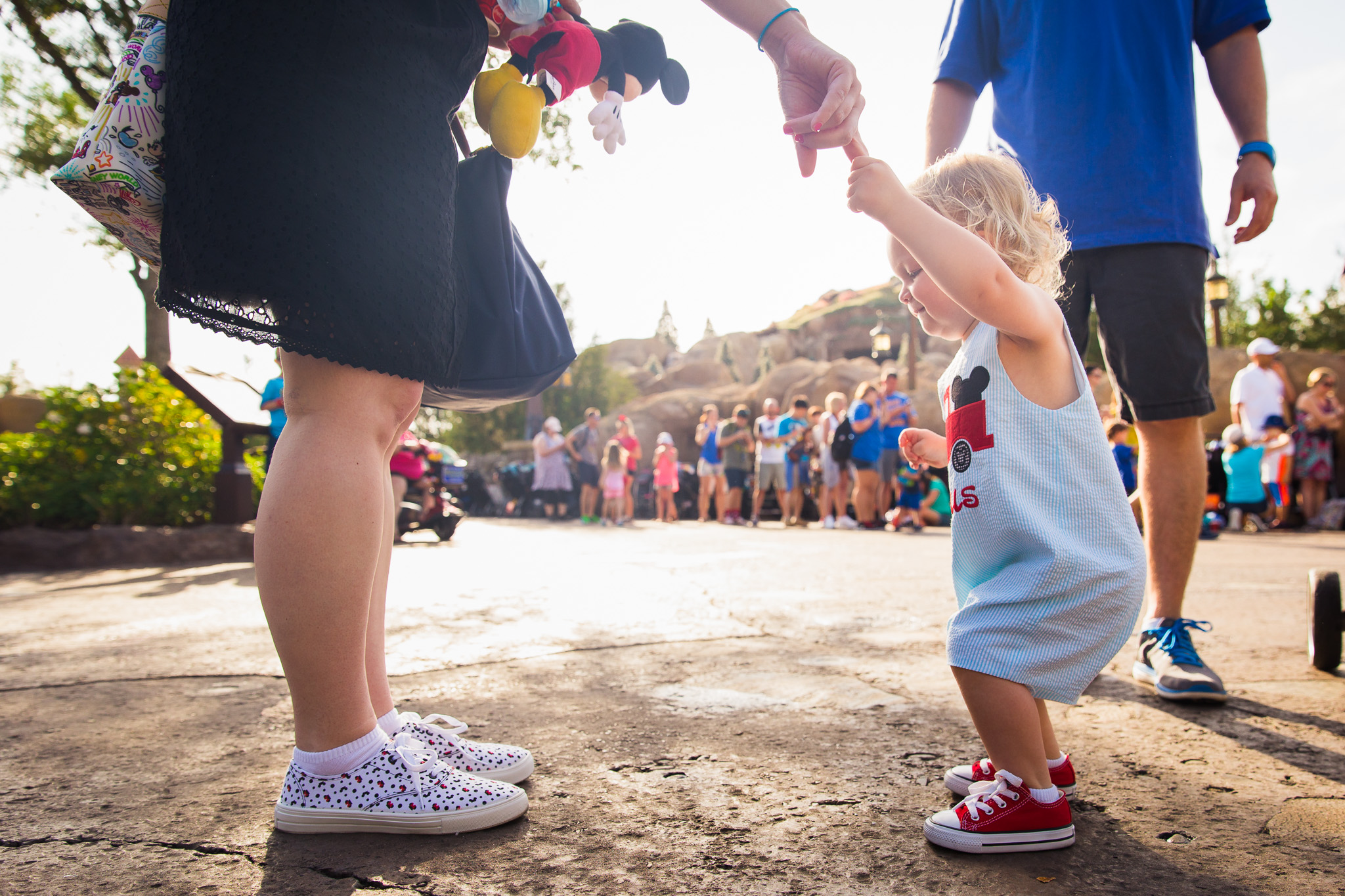 magic kingdom photographer / be our guest restaurant / disney world photographer