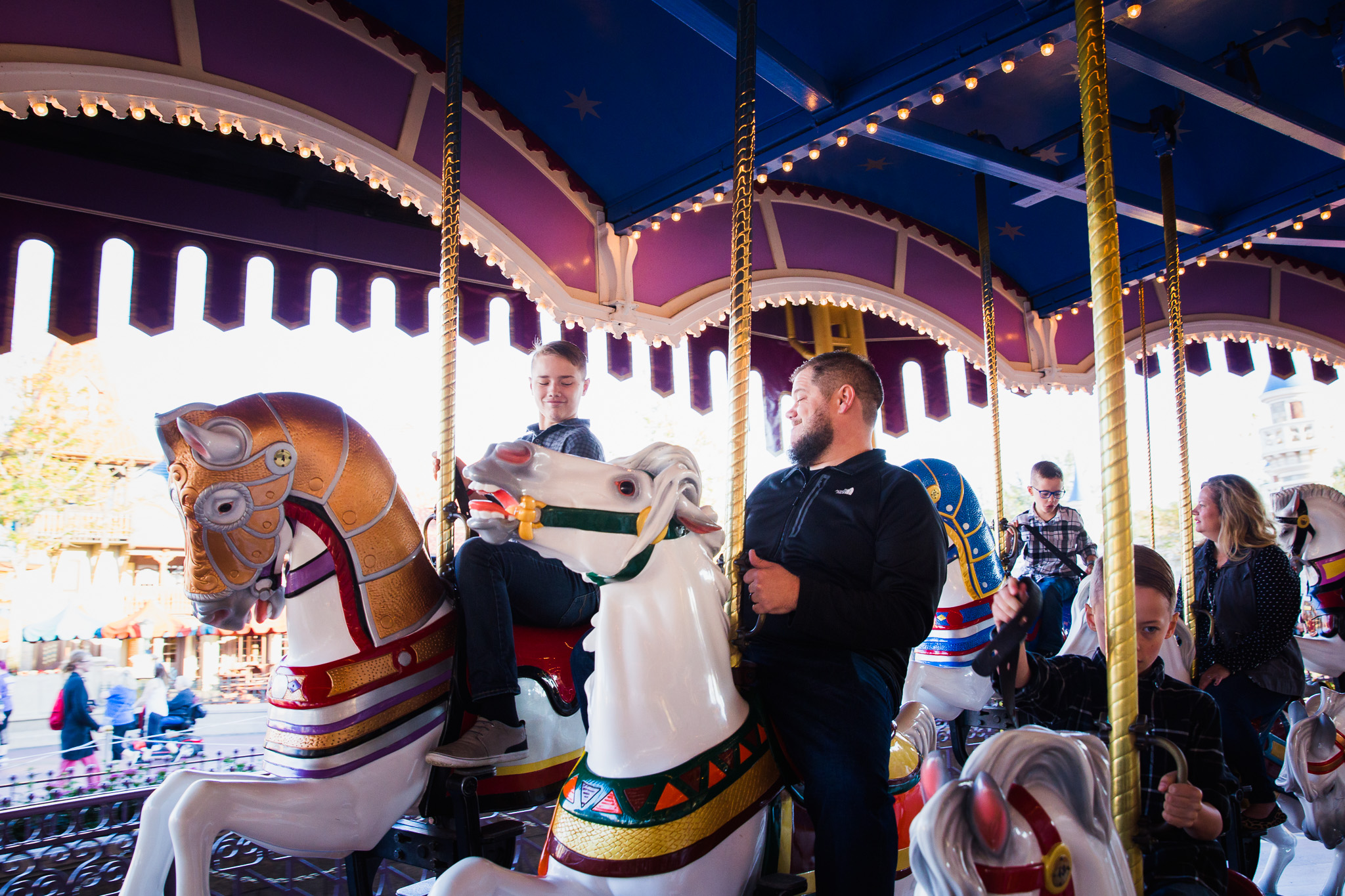 disney world photographer / disney family photographer / magic kingdom photographer