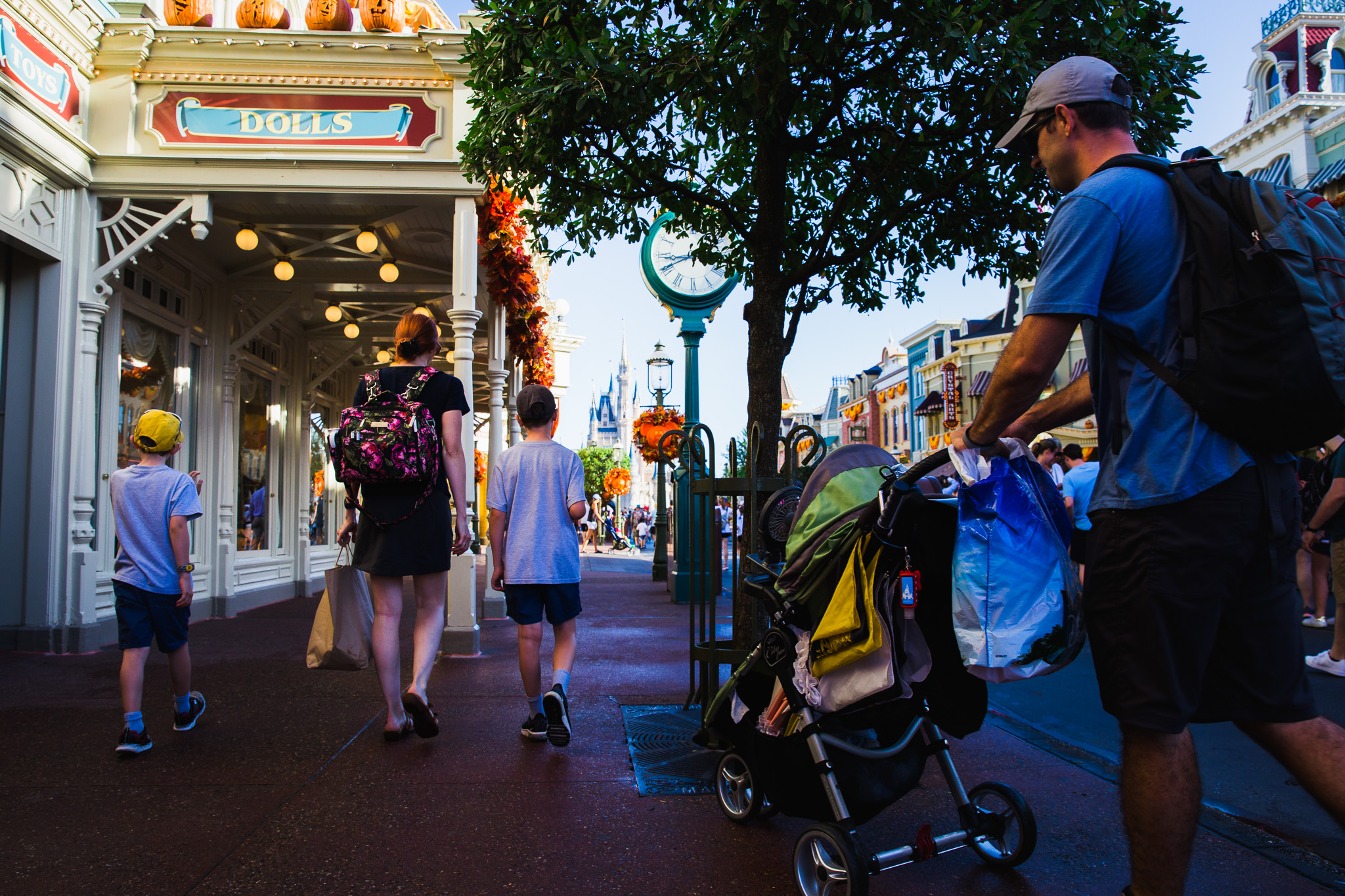 magic kingdom photographer / disney documentary photographer / disney lifestyle photographer