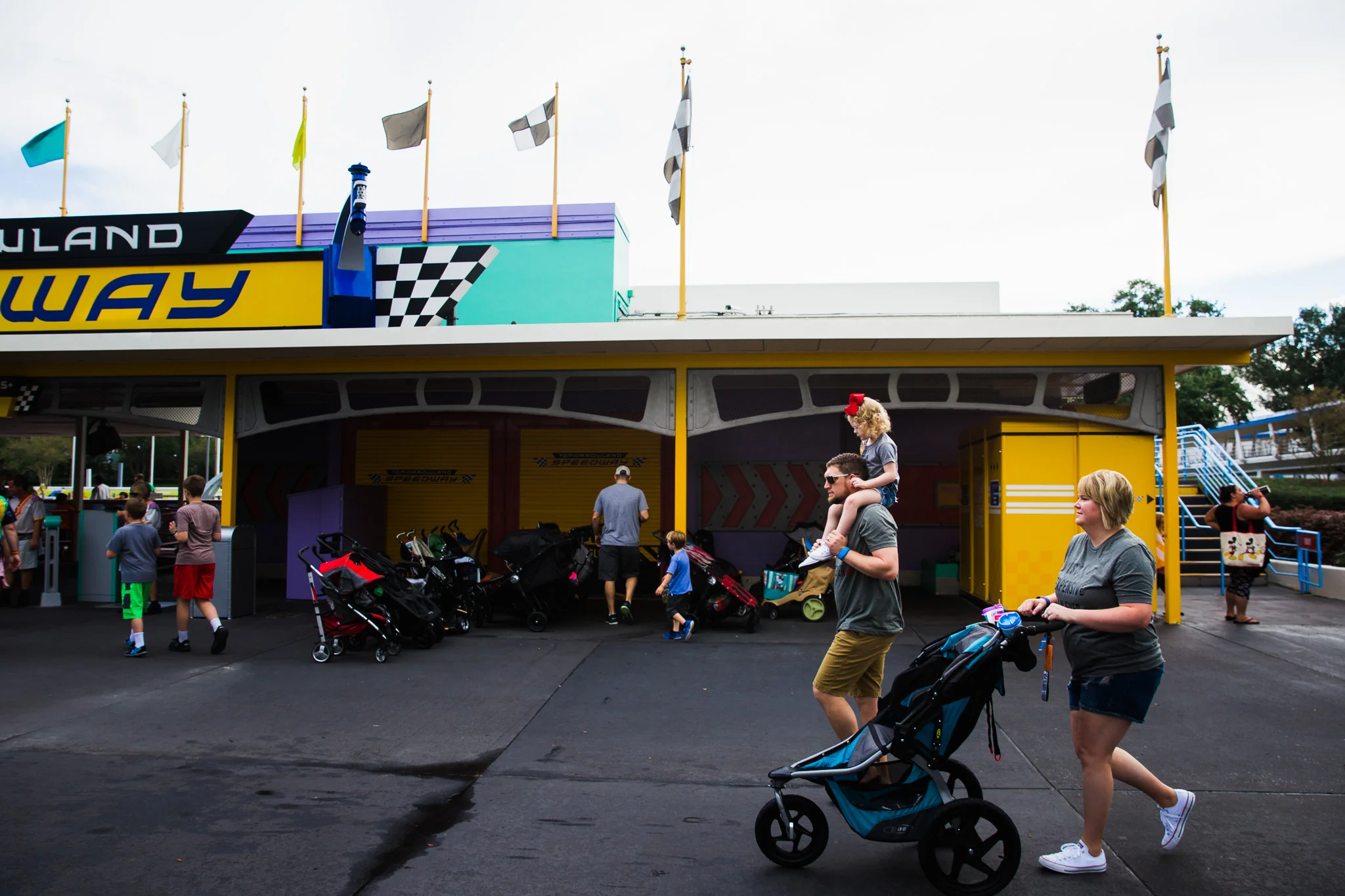 disney documentary photographer / magic kingdom family photographer