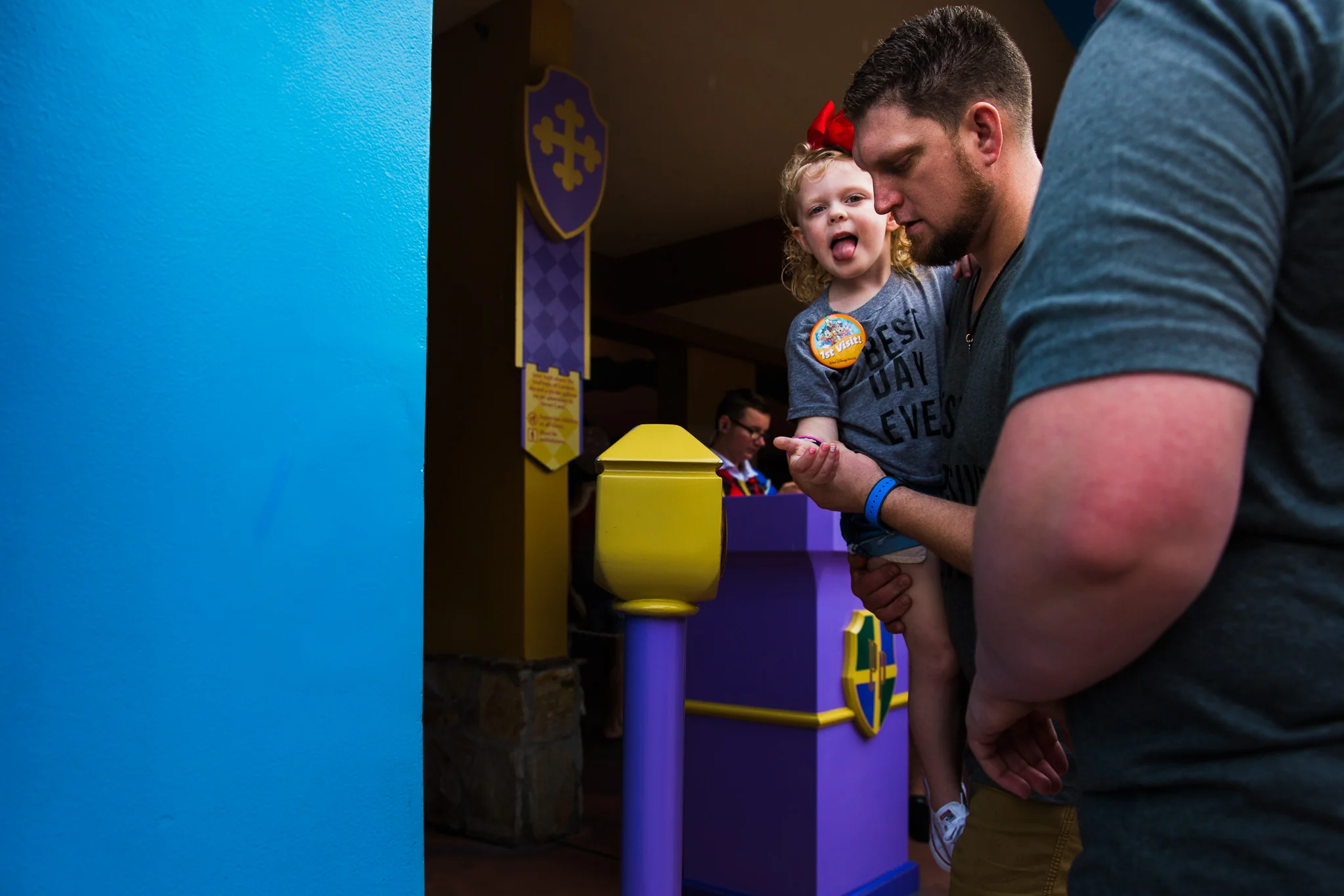 disney documentary photographer / magic kingdom family photographer