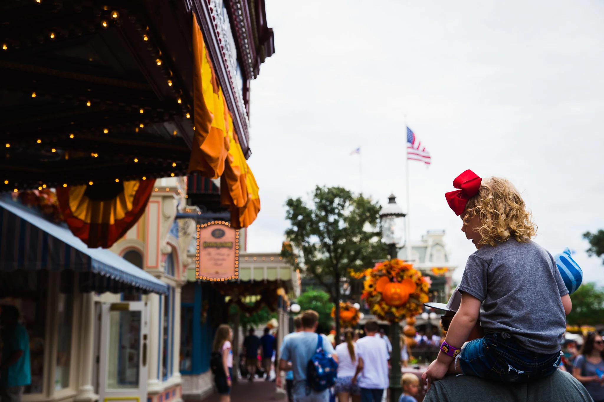 disney documentary photographer / magic kingdom family photographer