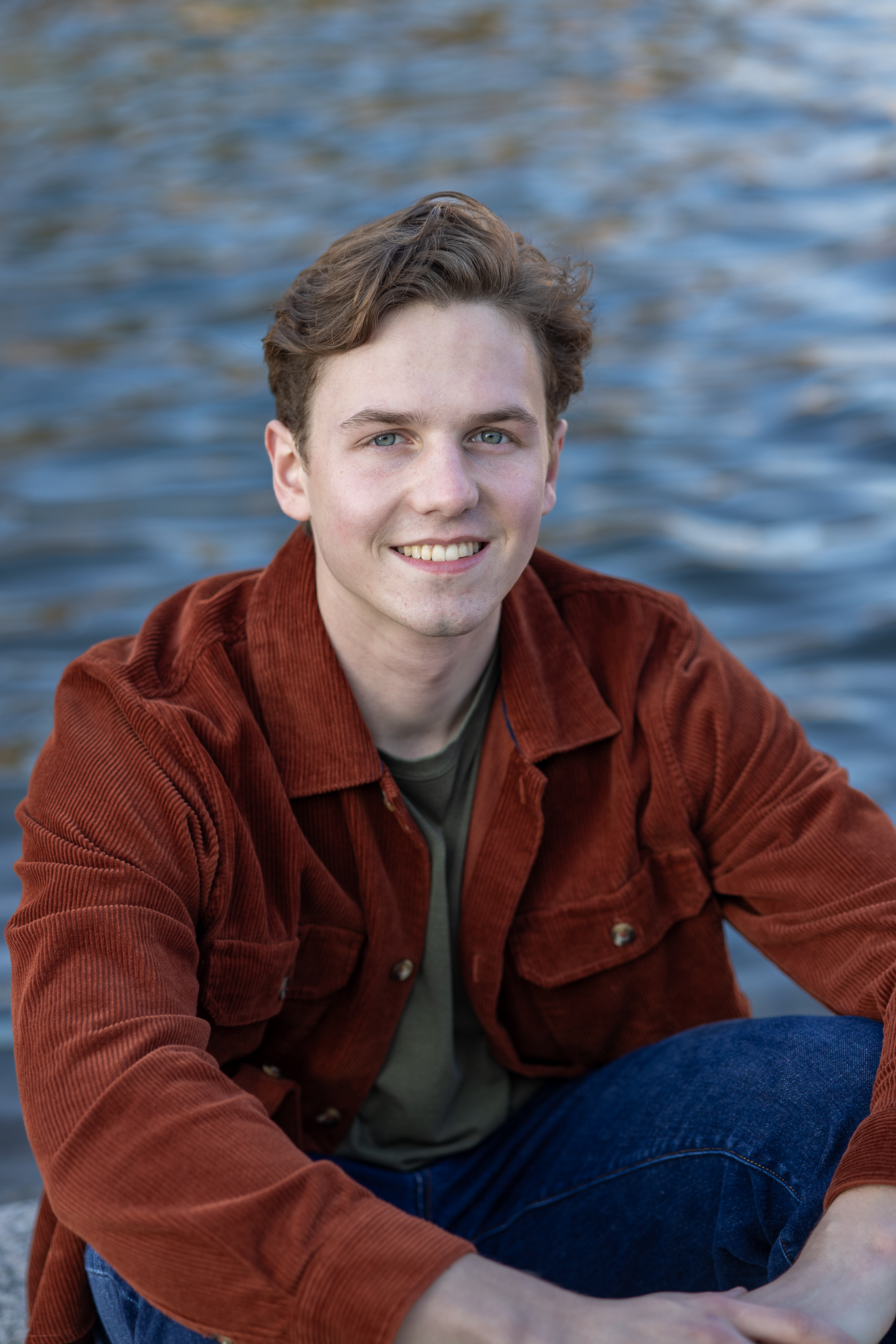 Aaron senior 2 (1 of 1).png