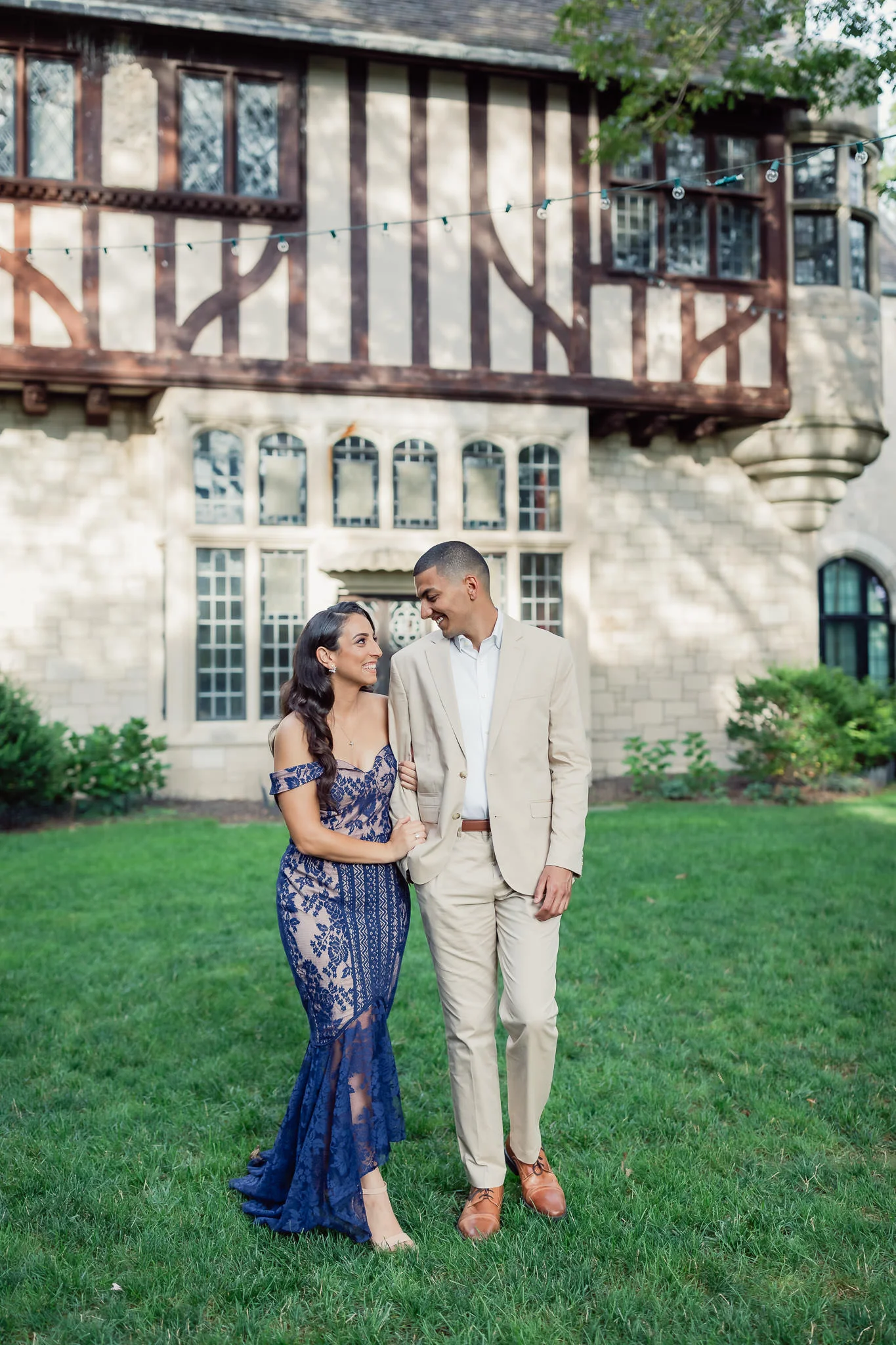 Planting Fields Engagement Session by Charming Images 0012.jpg