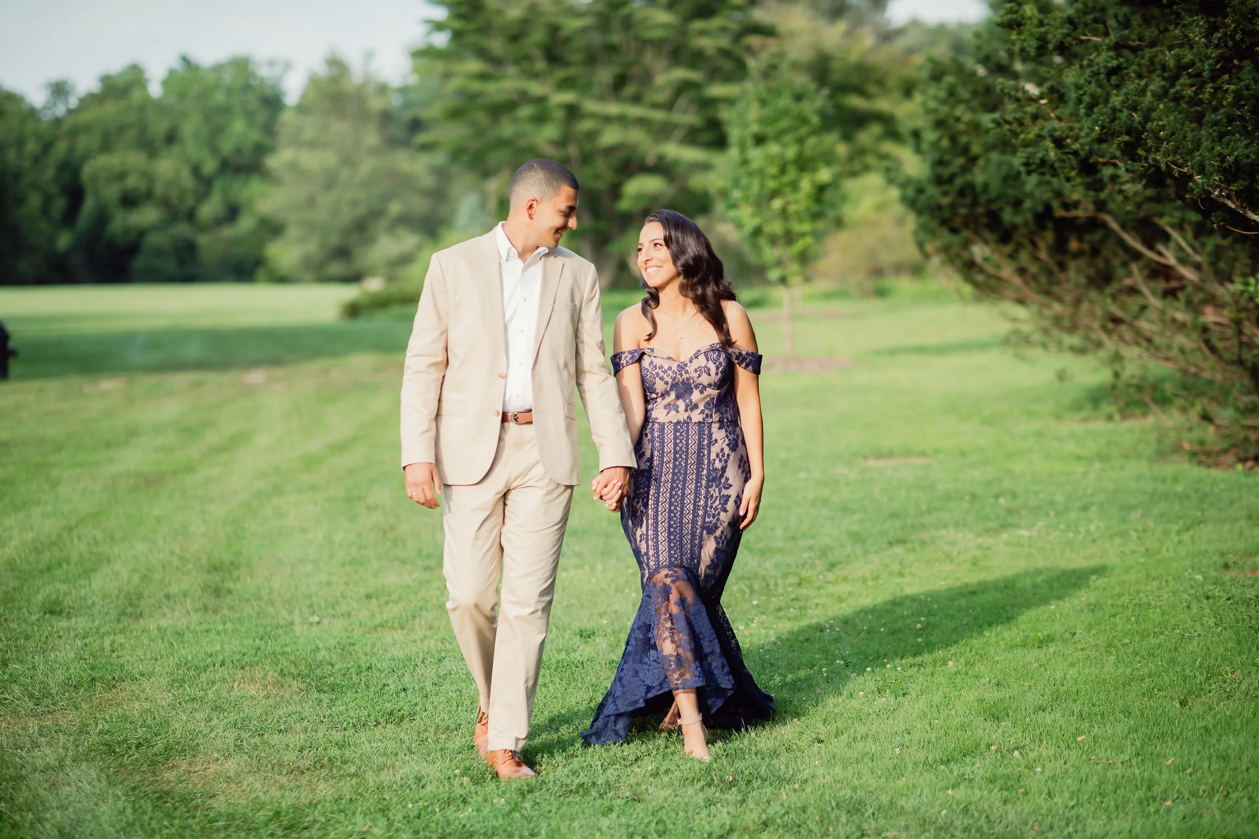 Planting Fields Engagement Session by Charming Images 0022.jpg