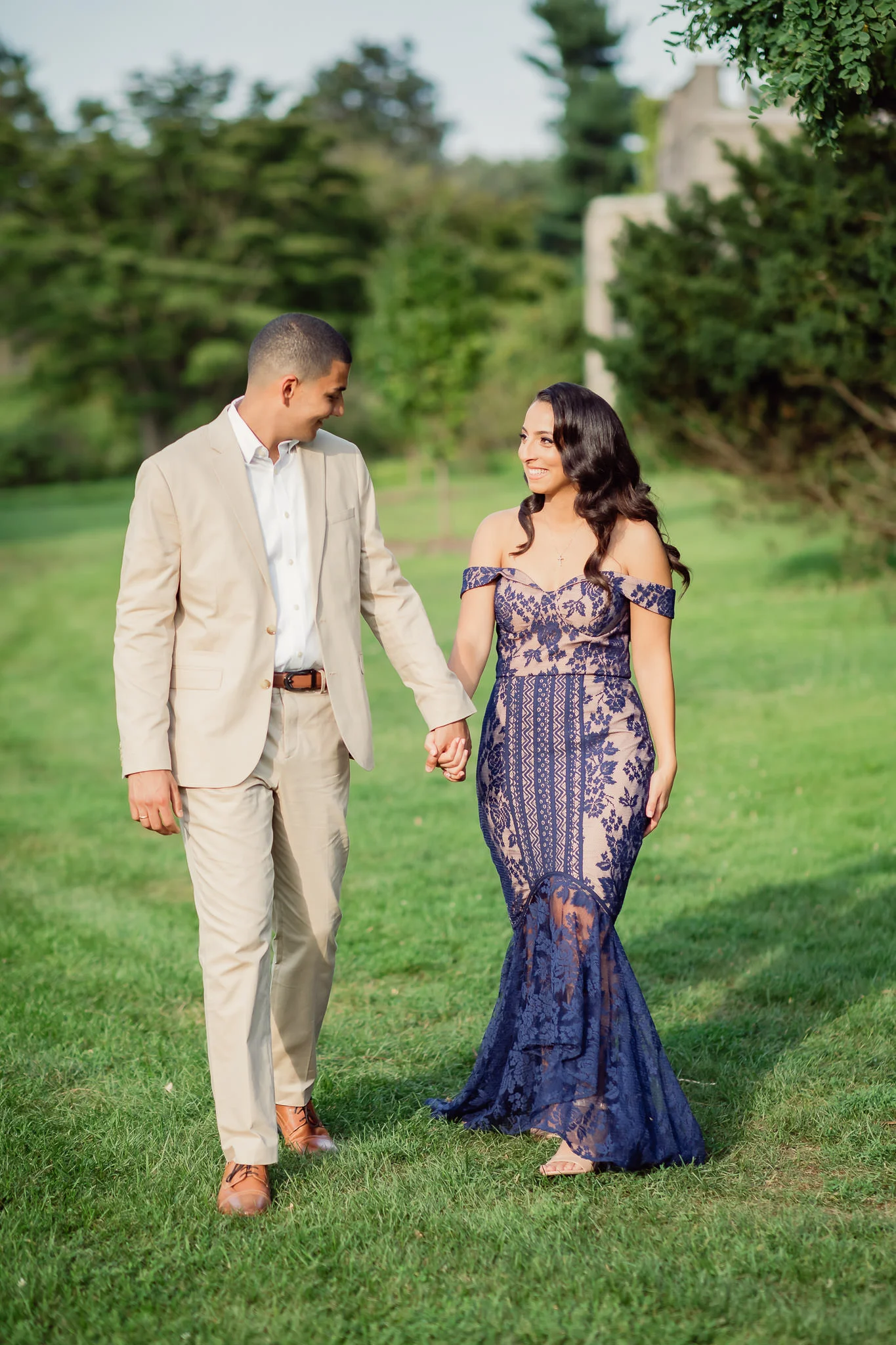 Planting Fields Engagement Session by Charming Images 0023.jpg