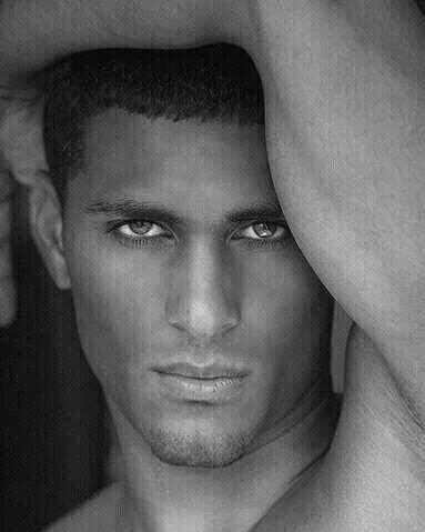 TRAVIS M