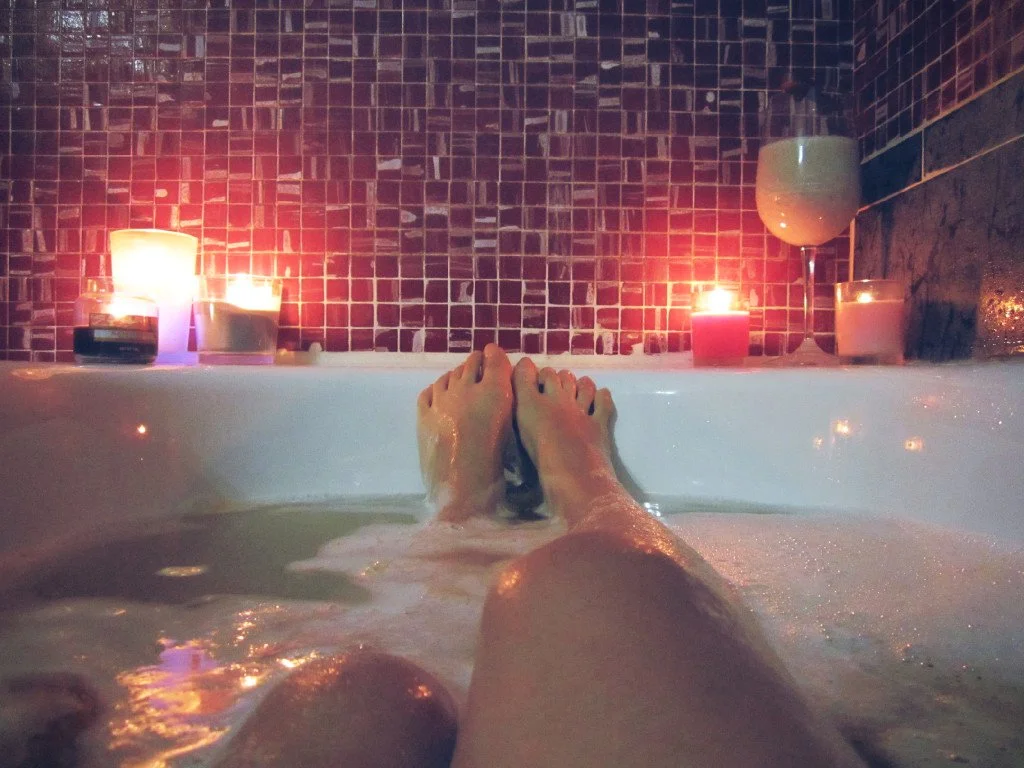 OCTOBER NEW MOON + SELF LOVE RITUAL