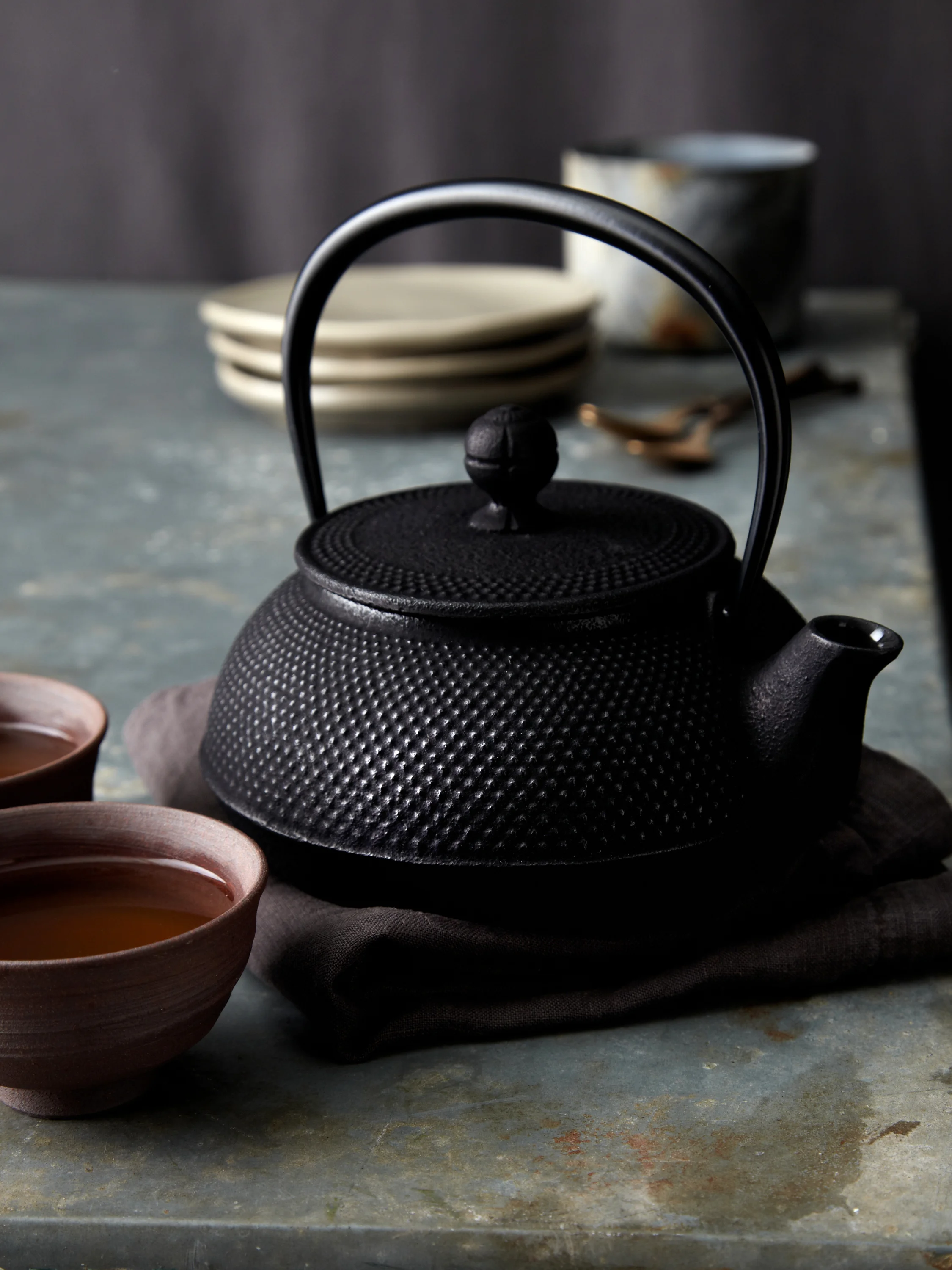 01_blk_ar_teapot_default_88553126_A_001.jpg