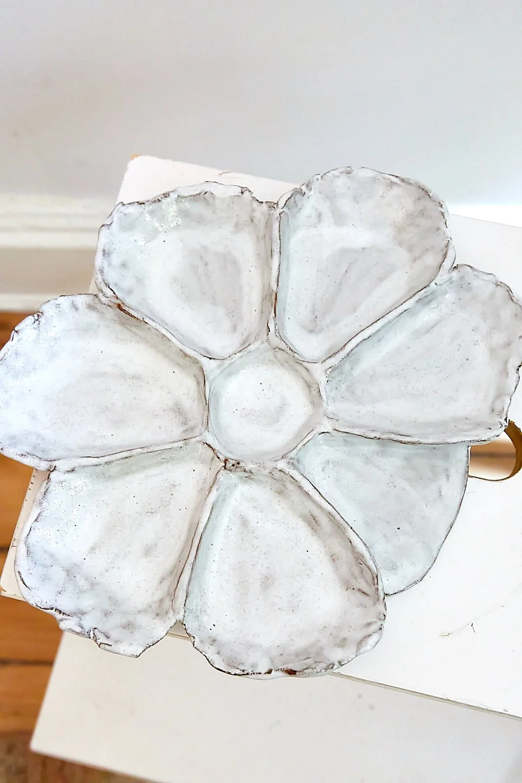 240628_CERAMICS_OYSTERPLATEWHITE010.jpg