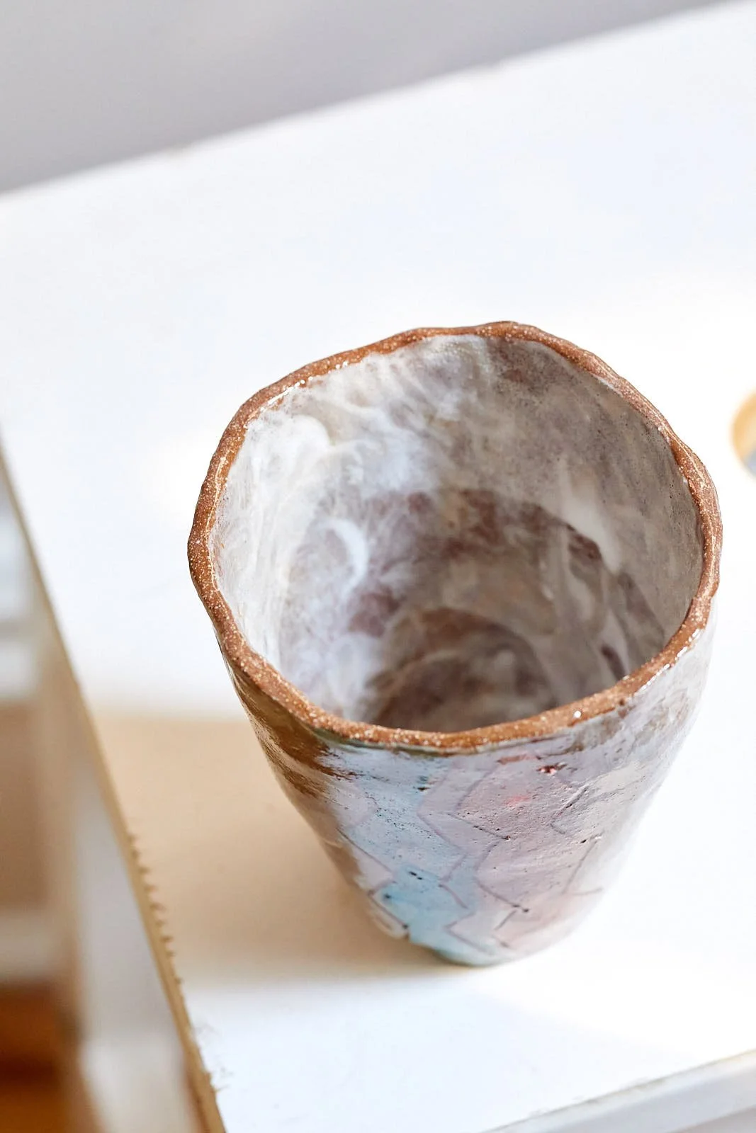 2500804_KERRISTUDIO_ CLAUDE WHITE ARGYLE 01_002.jpg