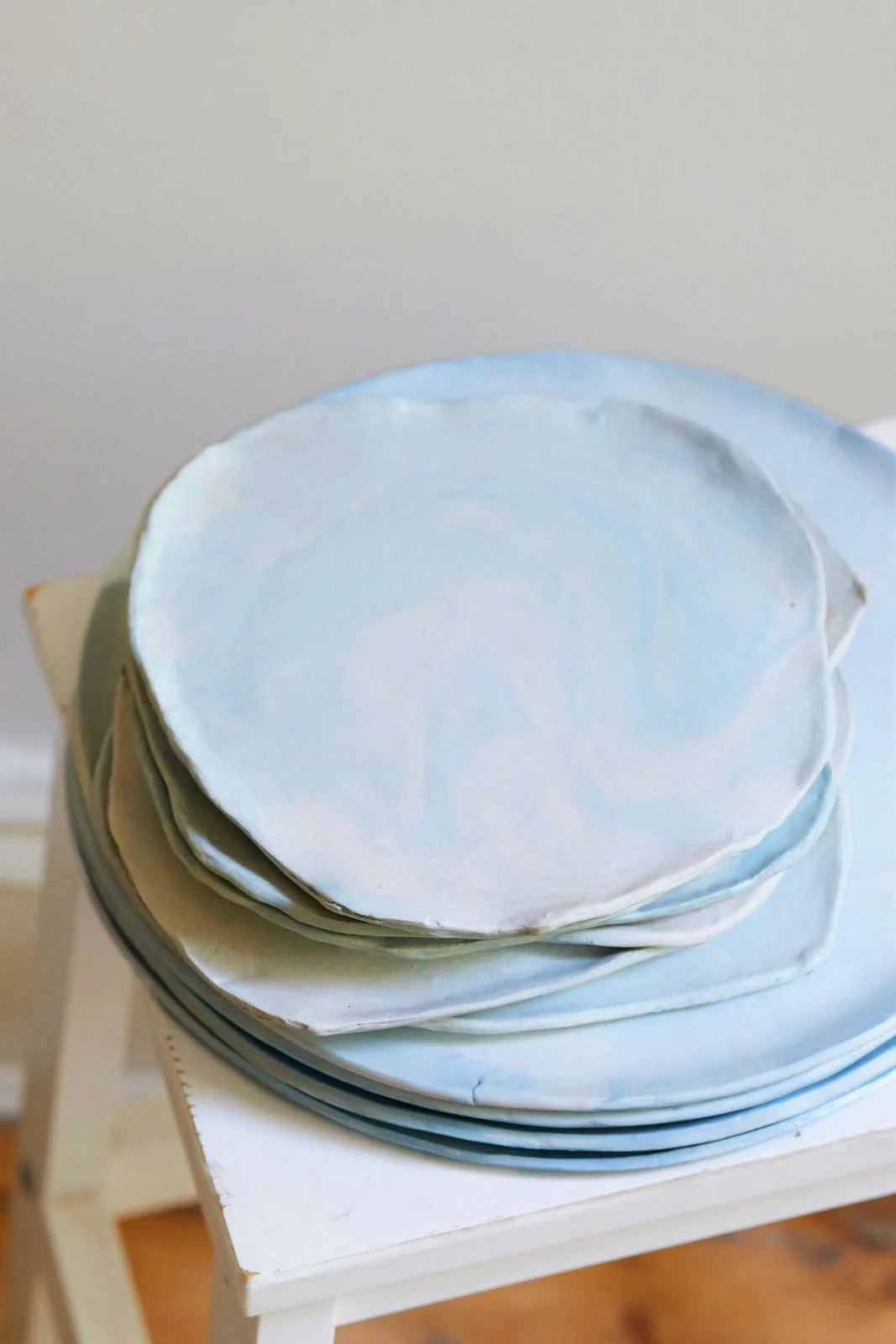 2500804_KERRISTUDIO_BLUEPLATES_003.jpg