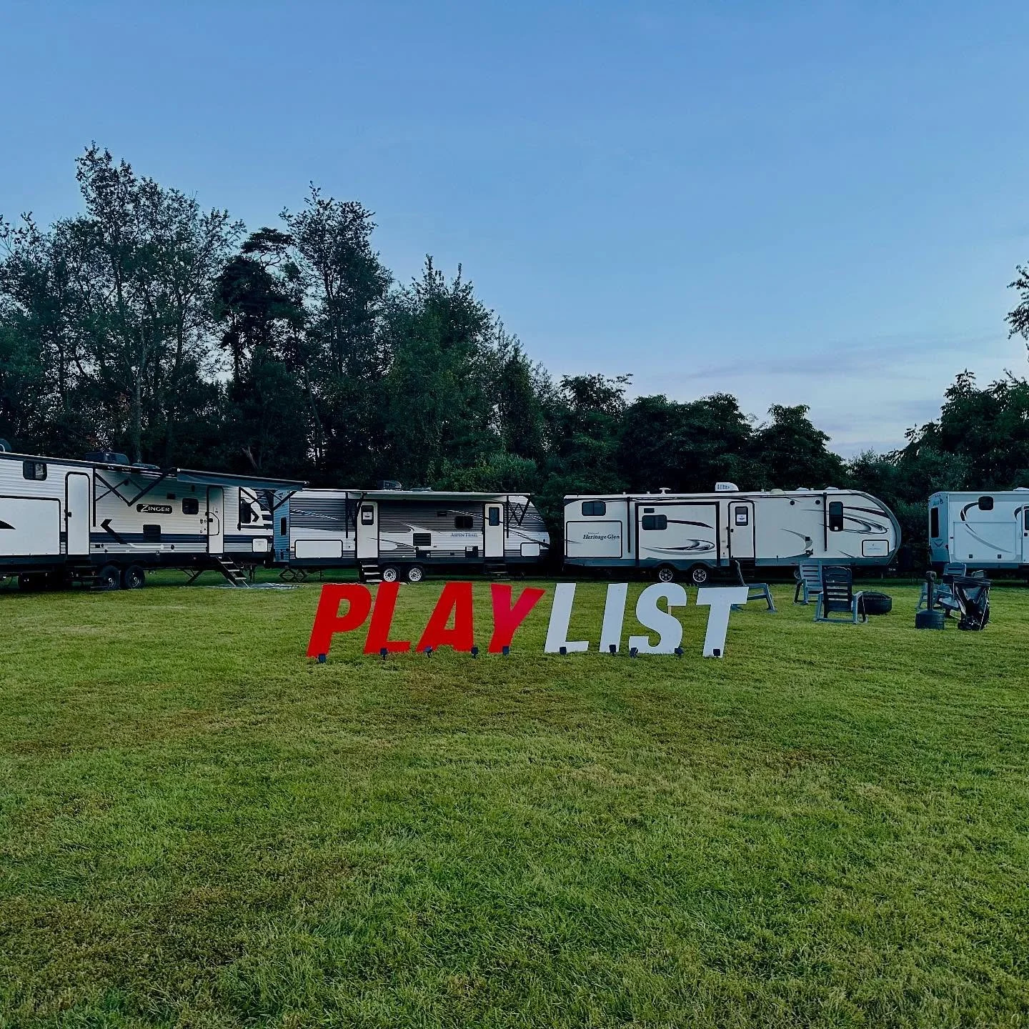 Yo!! What an incredible experience this years @playlistretreat was 🤯

So much love and community at a time when it is much needed. I appreciate @djjazzyjeff @lynettectownes @daynejordan3d @uhmeer_ Tez, Danielle and the entire Playlist Team for provi