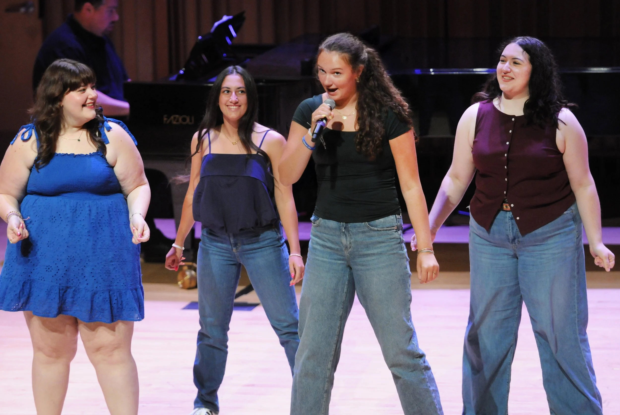 JR-LIMTF-25-Revue-Performance-18.jpg