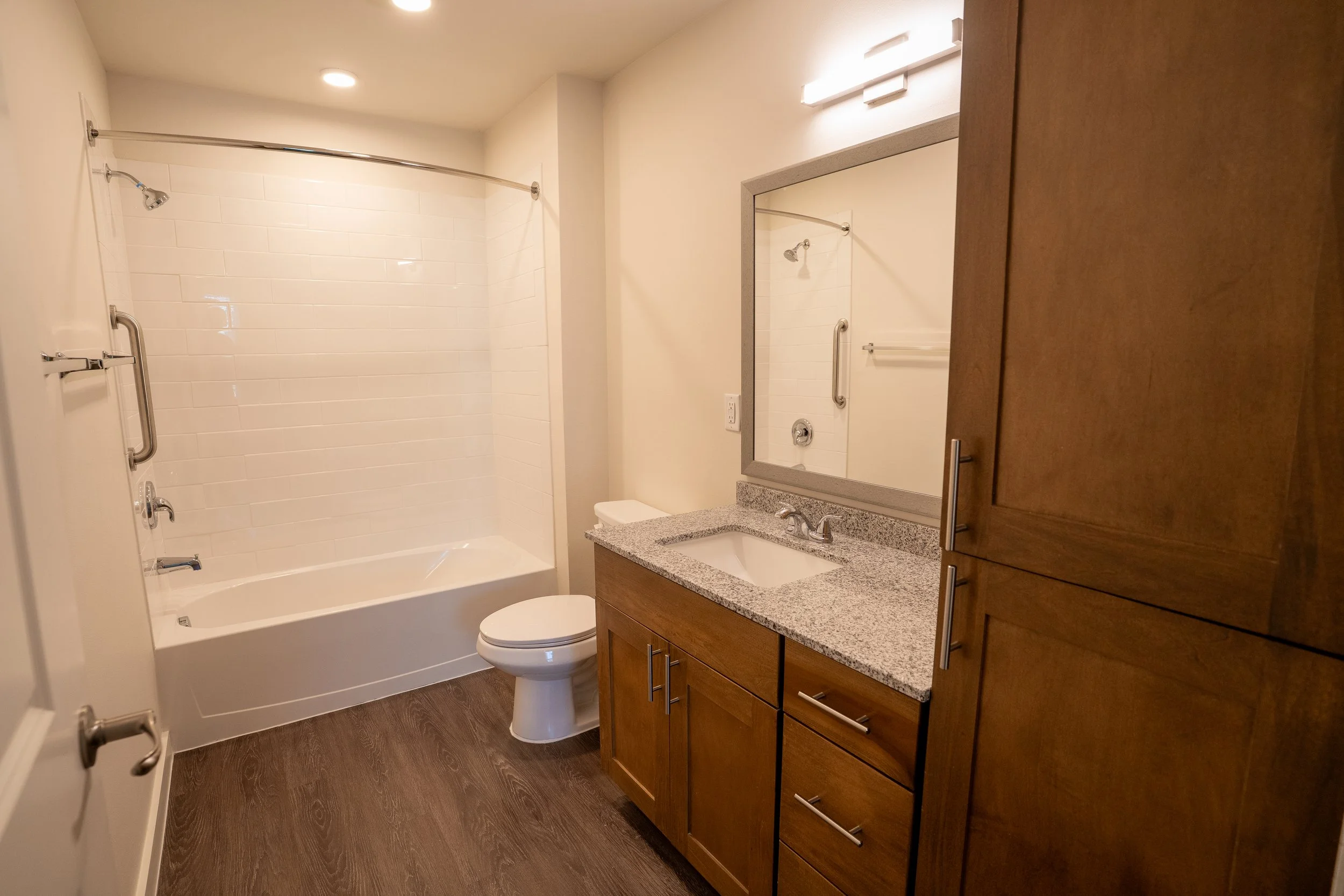 LDS - Unit Bathroom 2.jpg