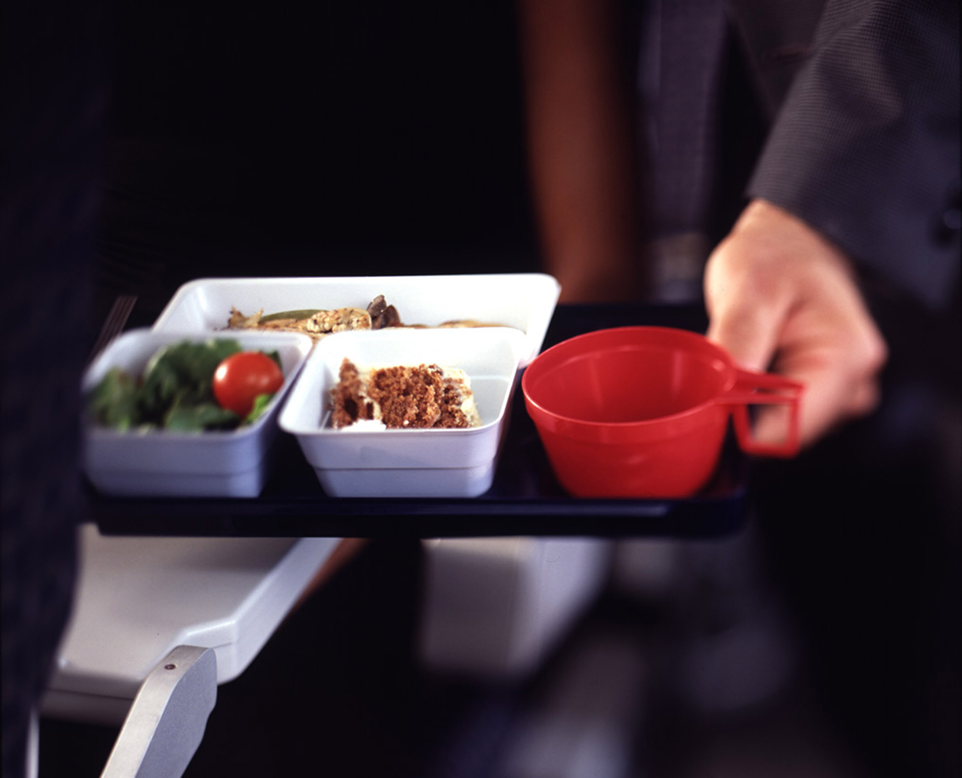Delta_Y_class_serviceware.jpg