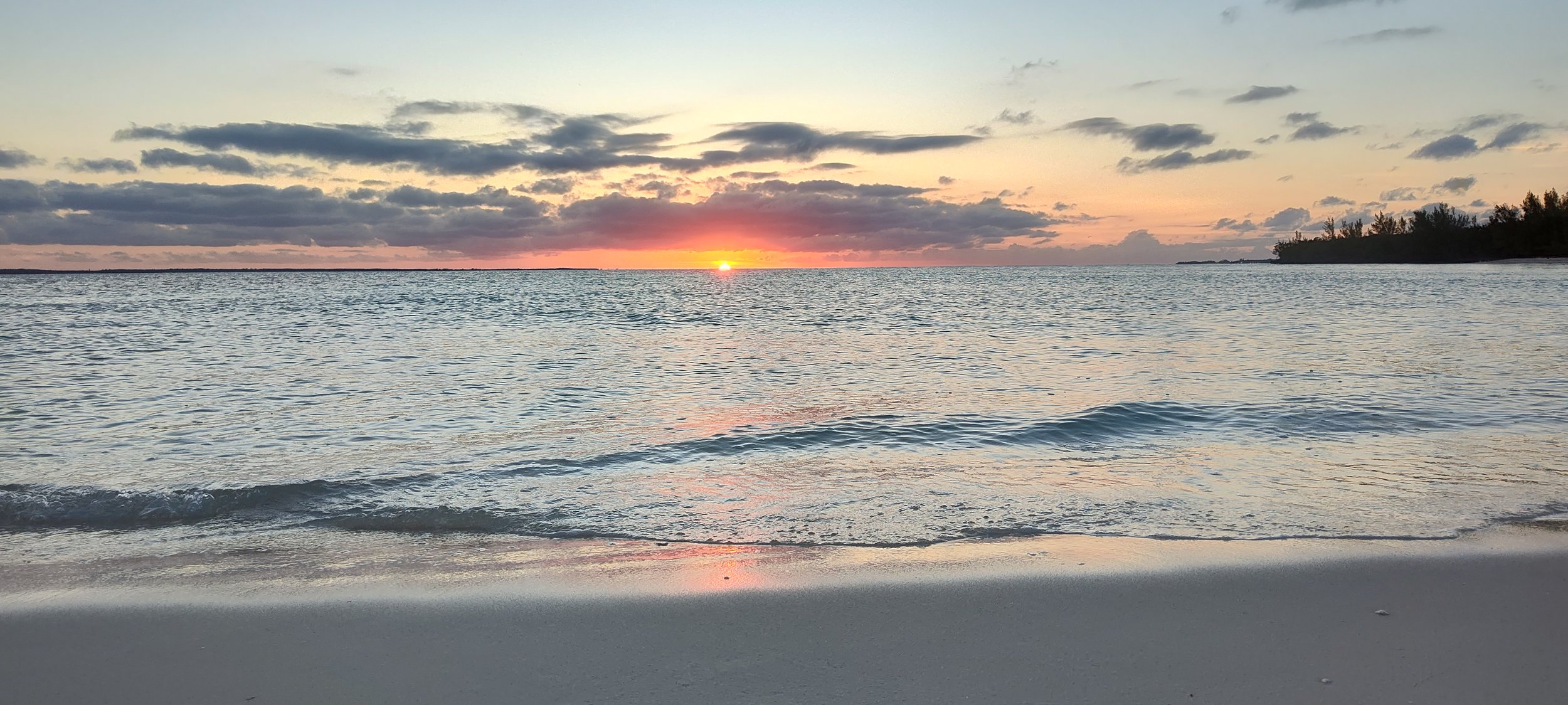 sunset on powell cay.jpg