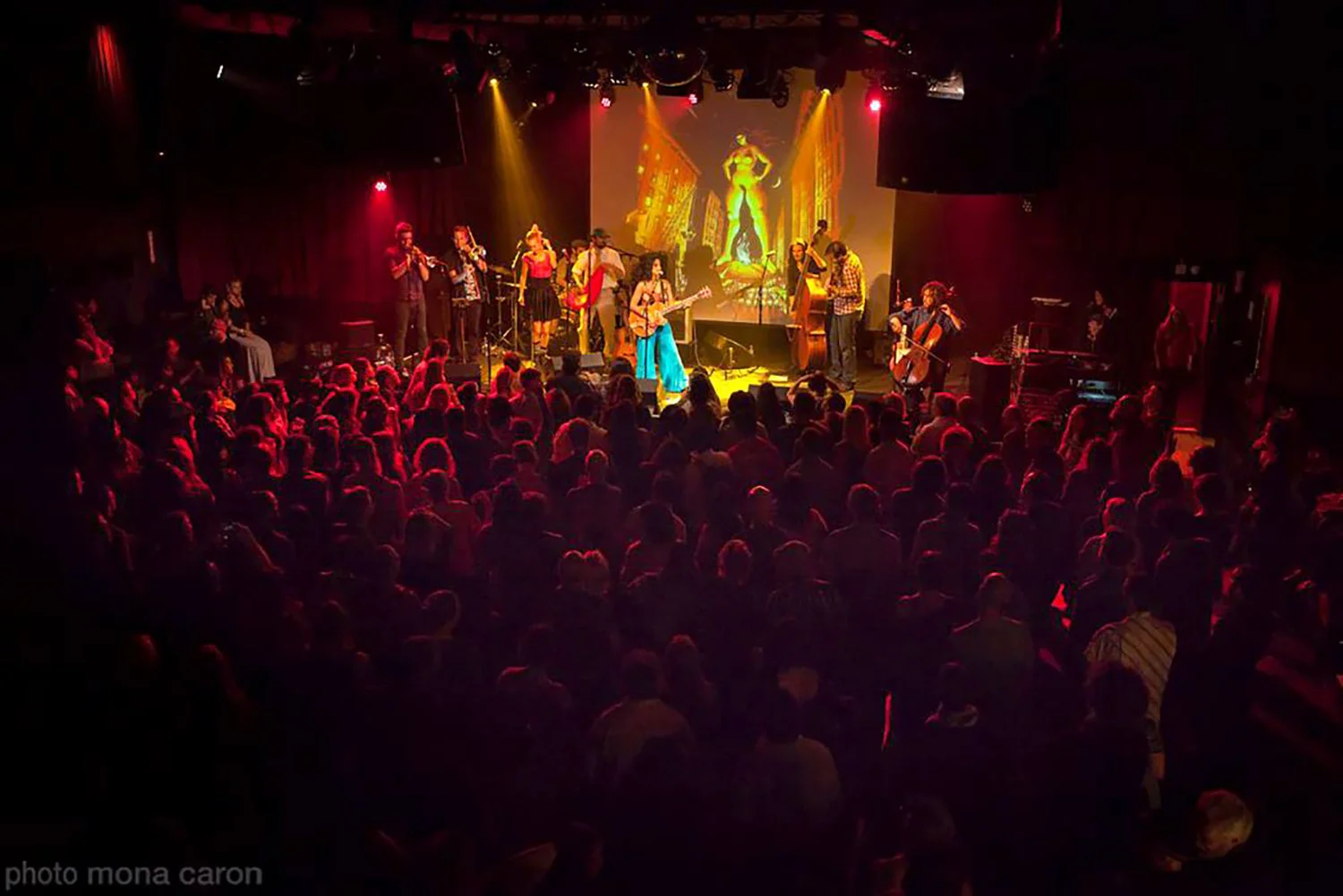 Rupa Maria with Drooker Projection at The Independent — San Francisco, CA — 2014 — Photo © 2014 Mona Caron
