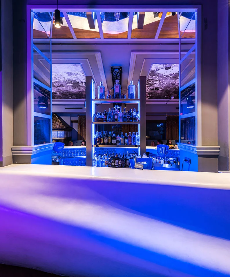 blackhaus_sala9_cuarto interior.jpg