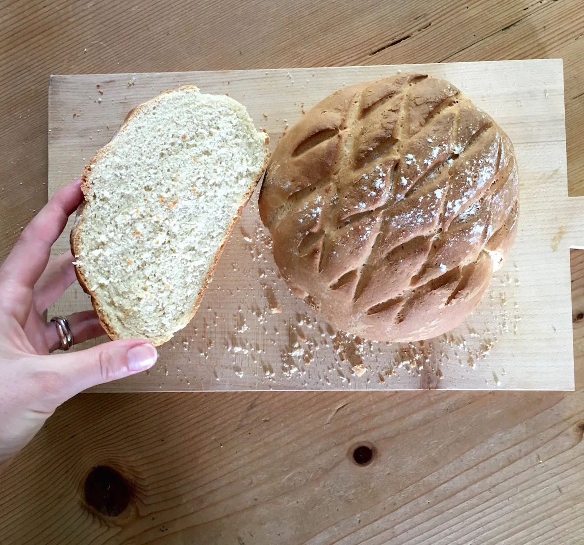 hoiberlin-dinkelbrot-rezept-titelbild.jpg
