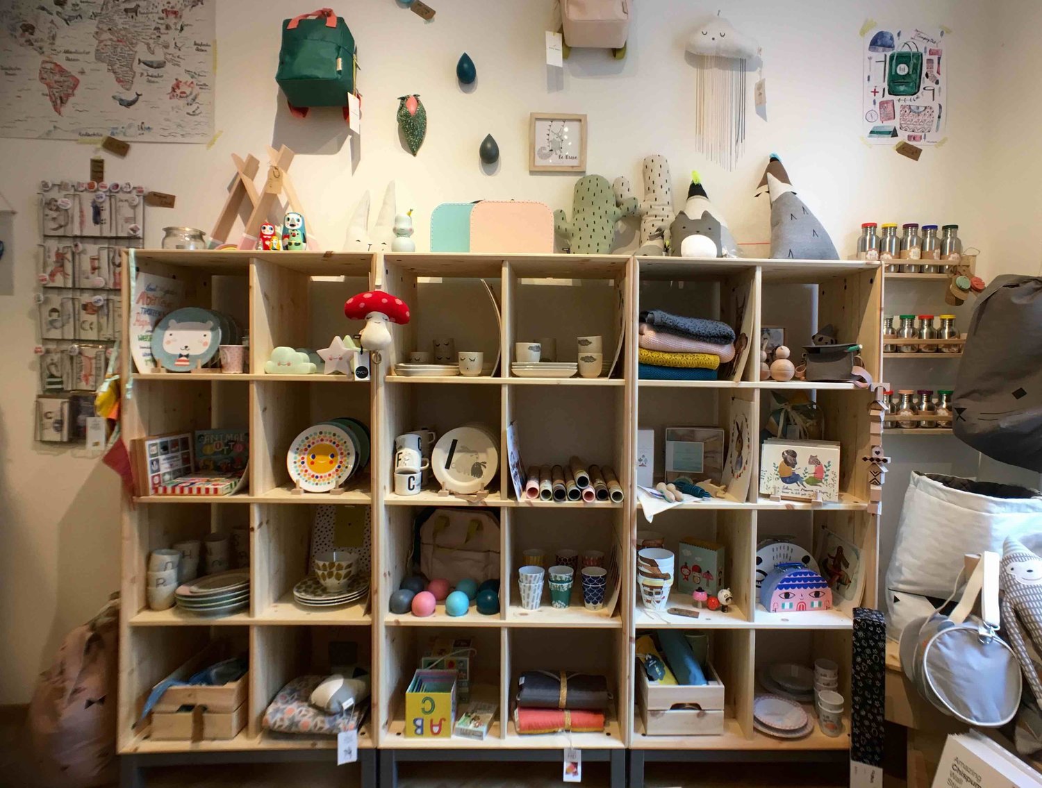 Lotti Klein, Hufelandstrasse 17 | Montag bis Freitag10:00-19:00, samstags bis 17:00