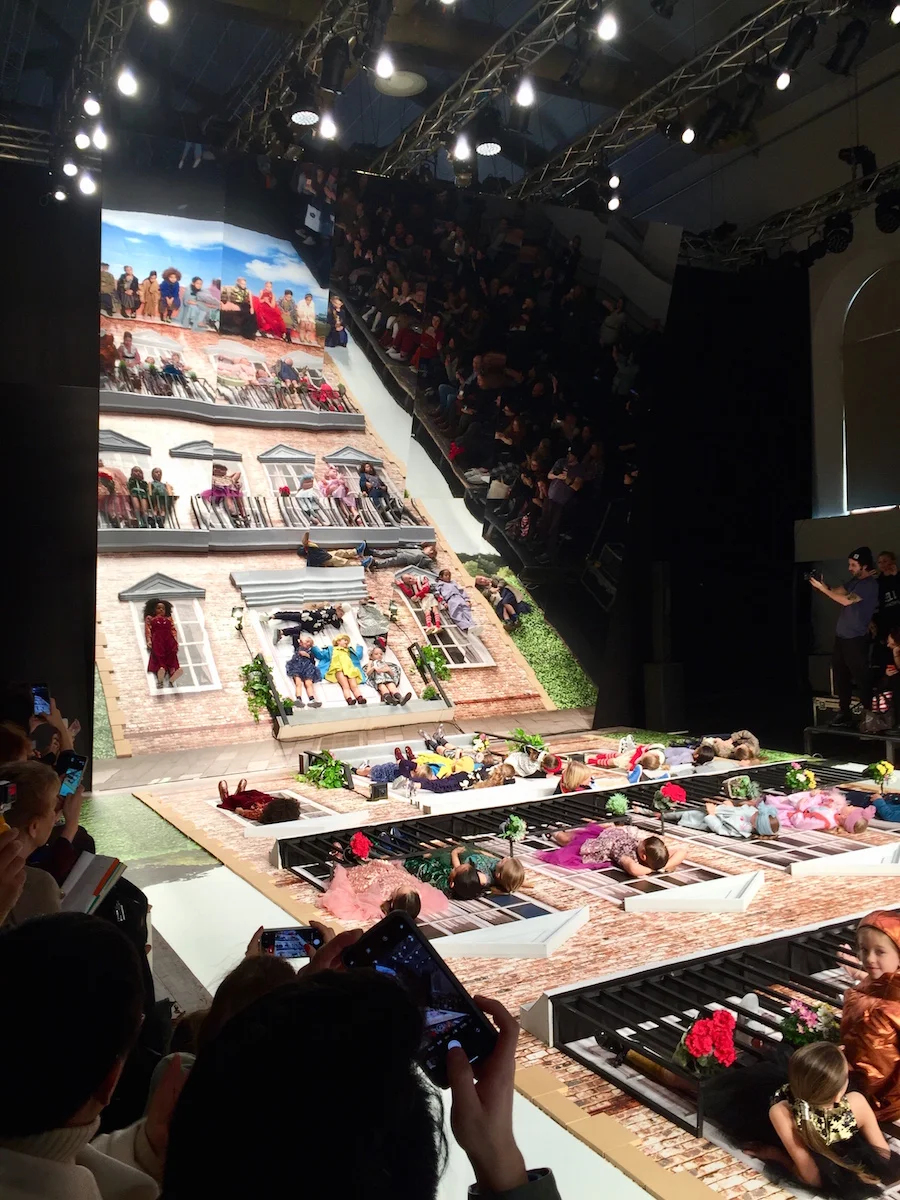 hoiberlin-pittiimmaginebimbo88-catwalk.jpeg
