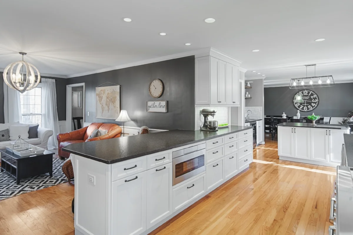 kitchen-3.jpg